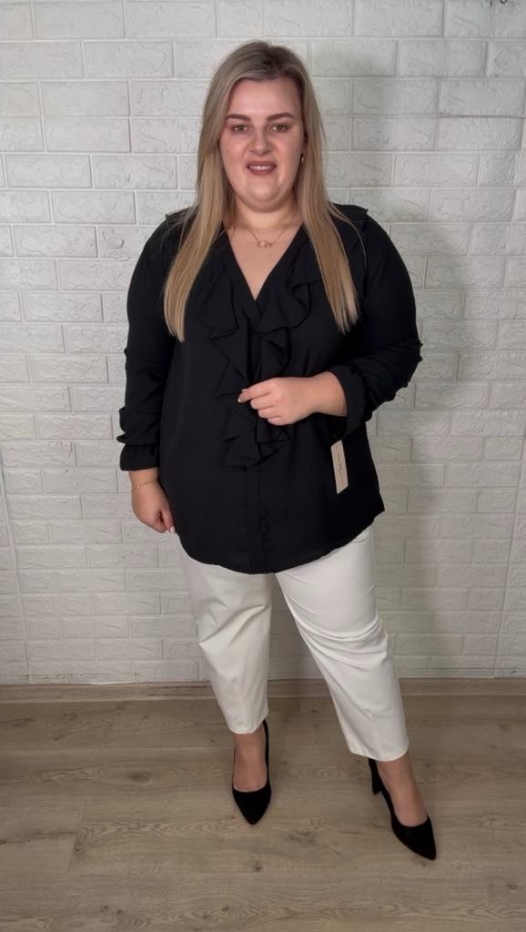 Madame Plus Size Facebook ad from Mar 24, 2025
