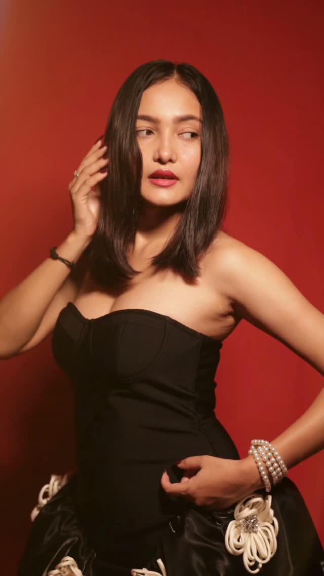 French Essence Facebook ad: There’s something about a woman in black, red…