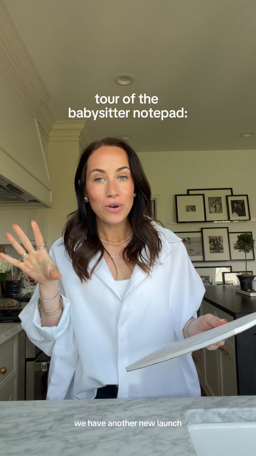 The Dailee Facebook ad: The Sitter Sheet Every Mom Needs
