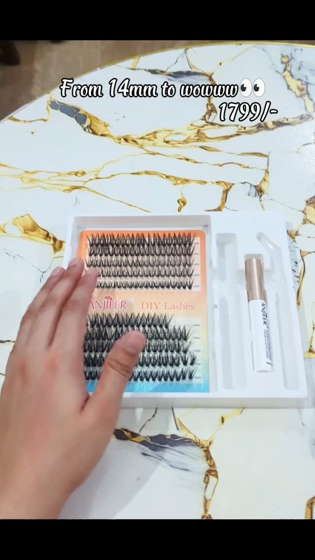 Glowbymomina Facebook ad: EyeLash Extension Kit with glue and remover