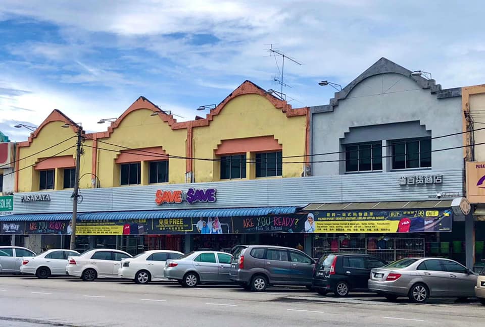 Emporium Save N Save Sdn Bhd Facebook ad: Hai kepada ibu bapa tengok ni