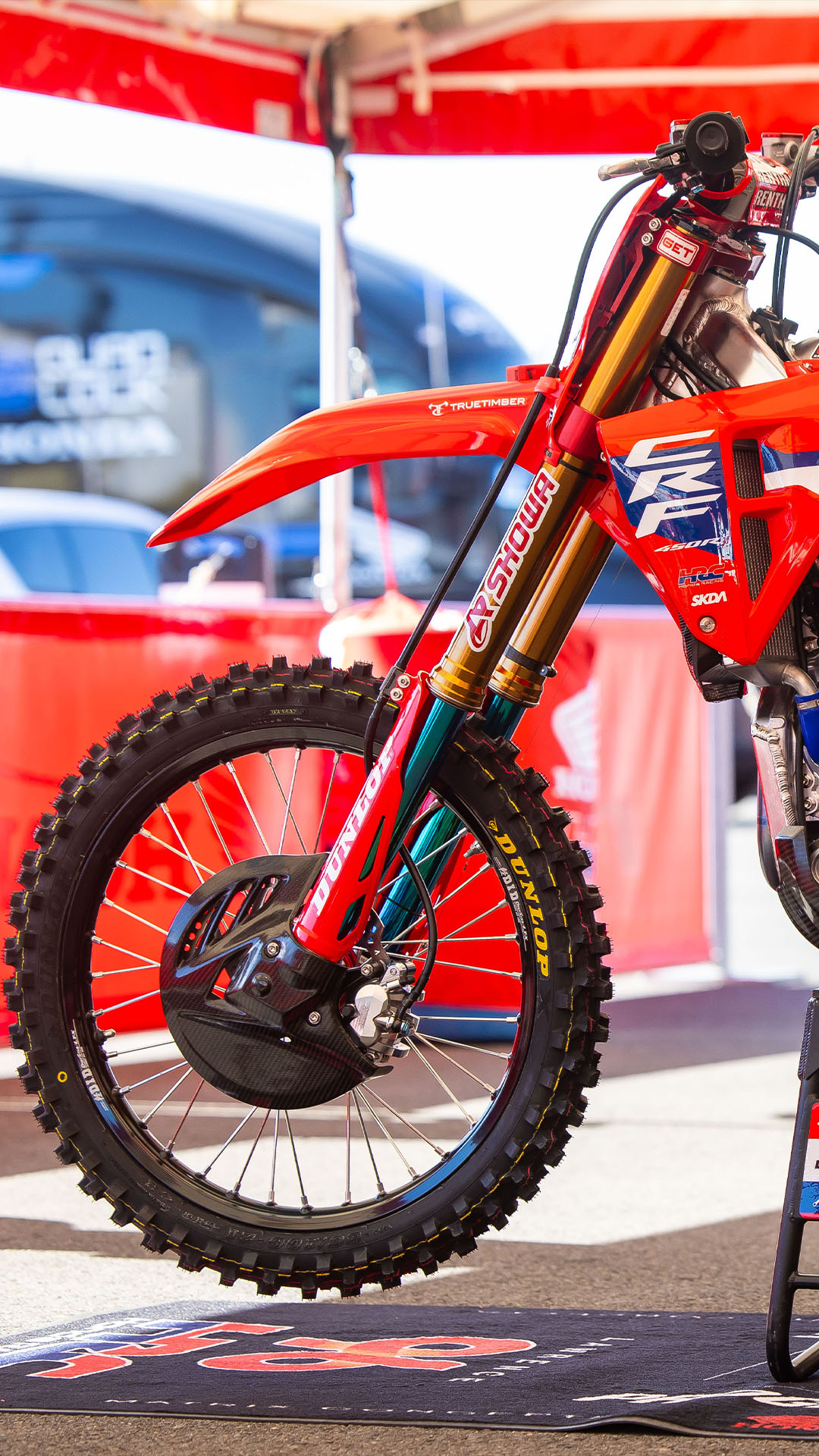 MXstore Facebook ad