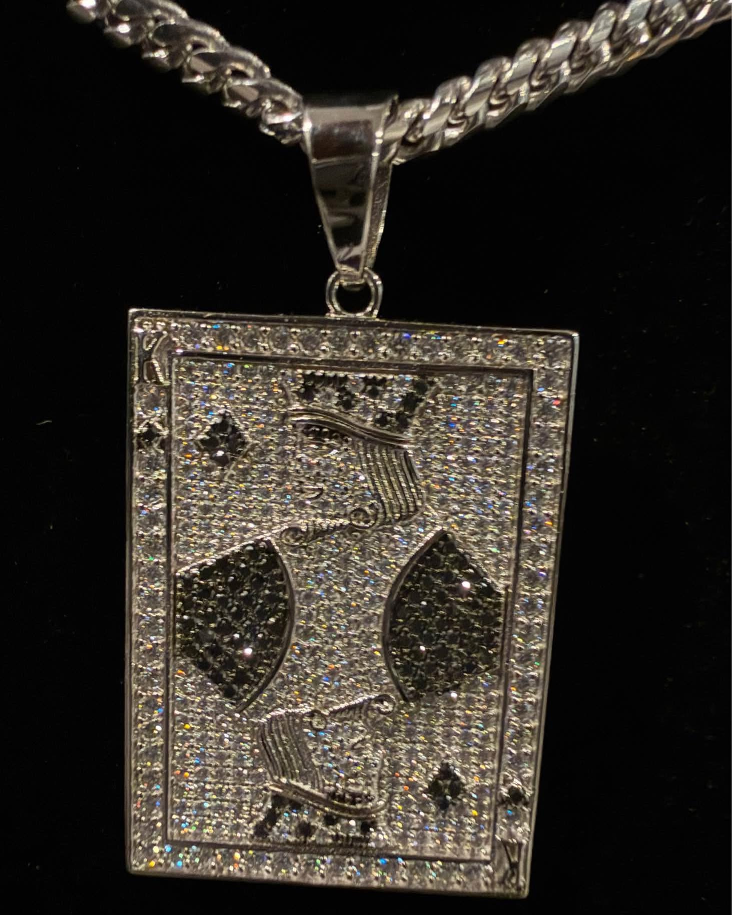 Stephanie Silva Facebook ad: 24 5mm Italy 925 Sterling Miami Cuban Chain w/ VVS…