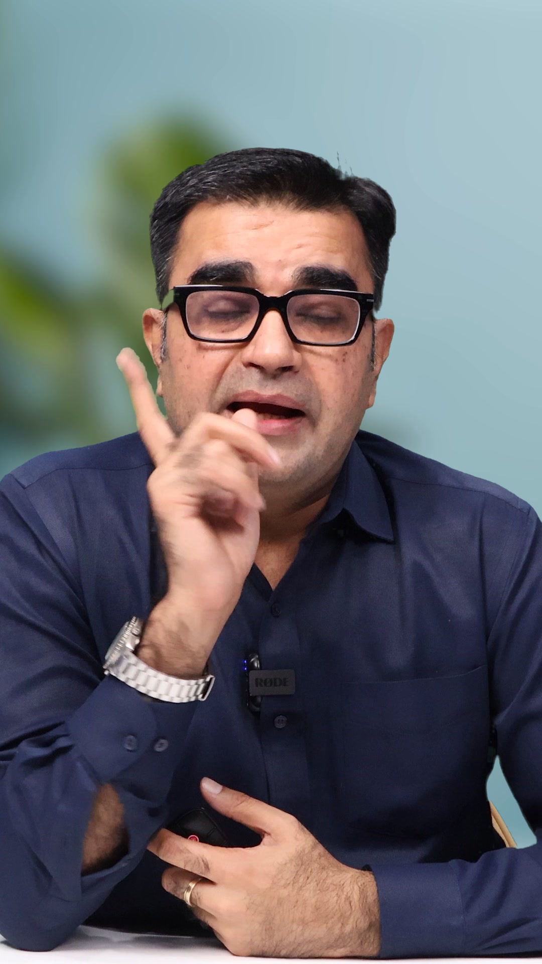Deepak Bajaj Facebook ad: Multiply Your Business using Social Media and AI