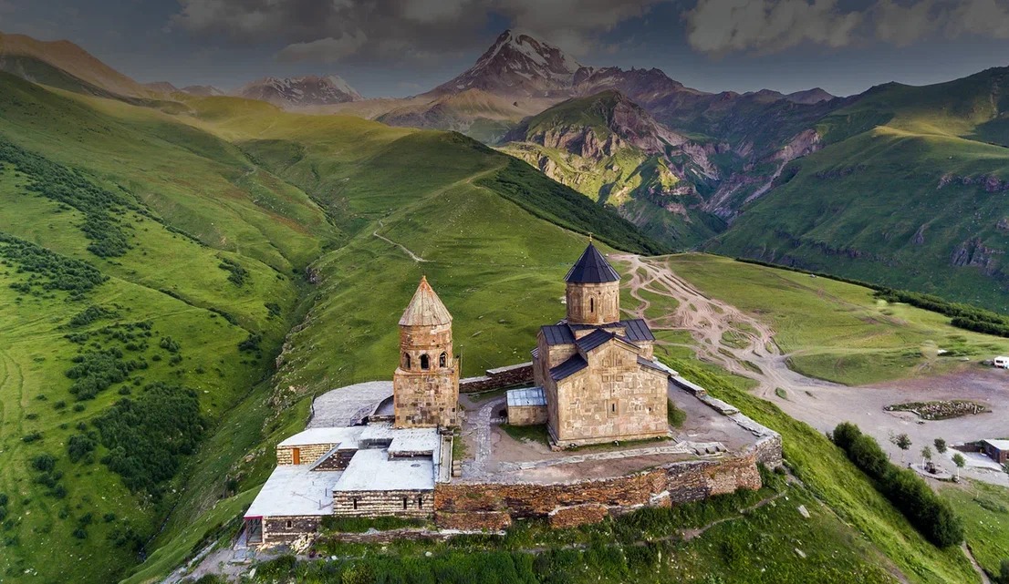 Arara - Tours to Caucasus Facebook ad