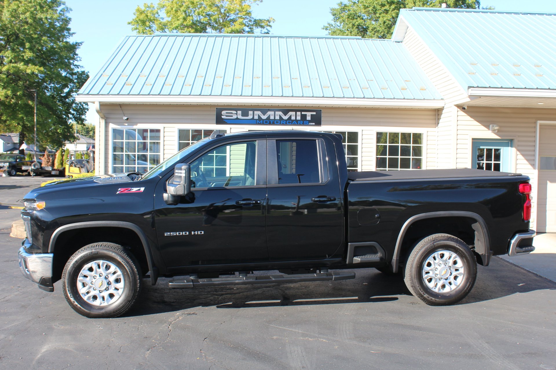 Summit Motorcars Facebook ad
