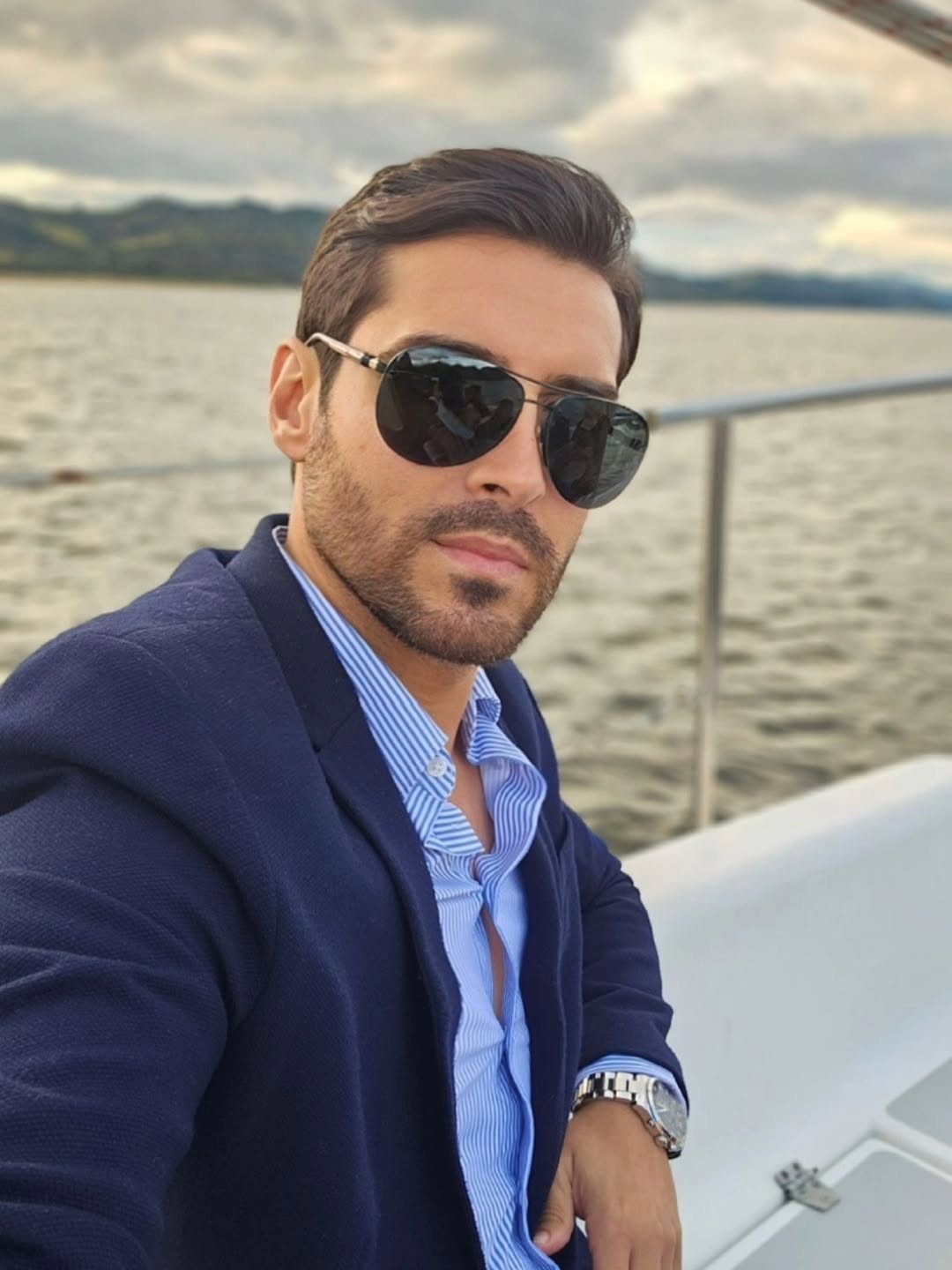 Dr. Felipe Suarez Facebook ad