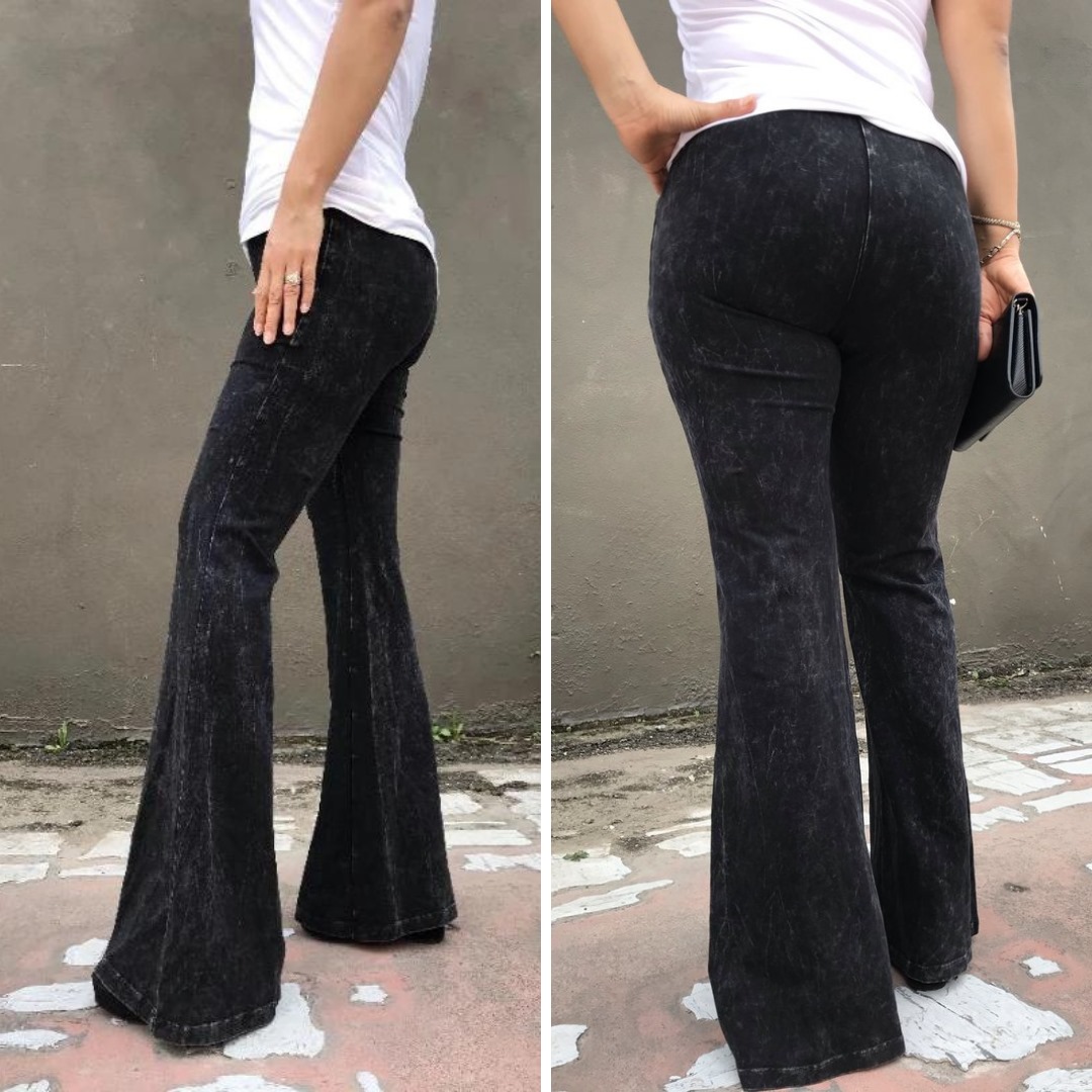 Four Hanger Boutique Facebook ad: Four Hanger Boutique - Women's Clothing for all Occasions