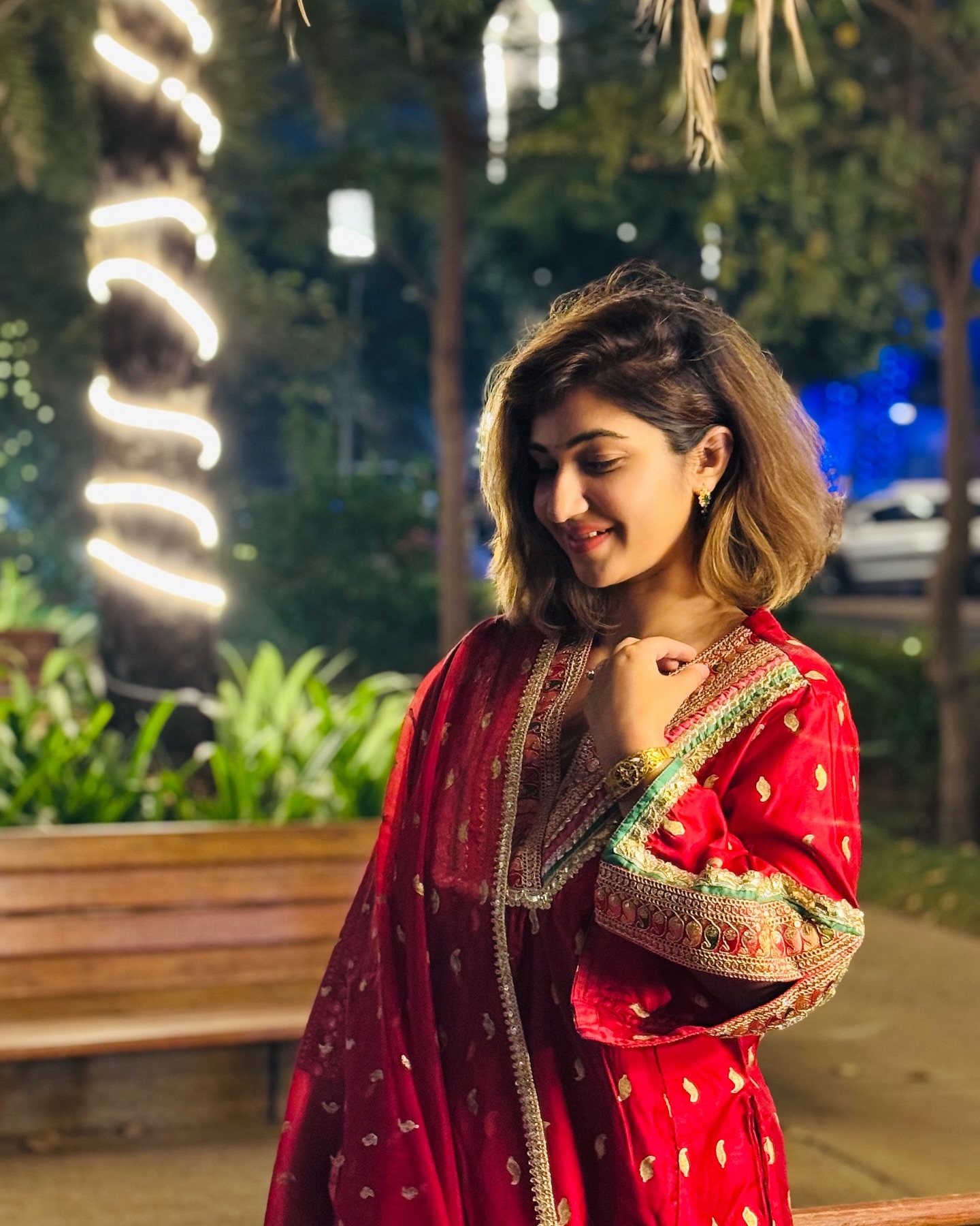 sumedha_pant Facebook ad: Wearing - @theloom.in