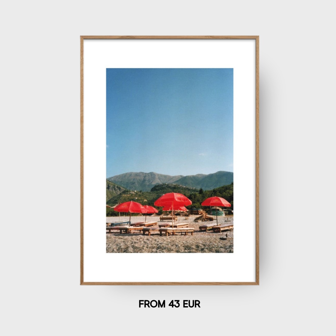 The Poster Club Facebook ad