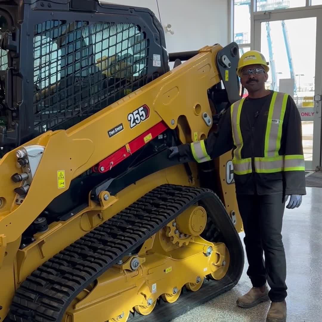Finning Canada Facebook ad: 0% for 60 Months
