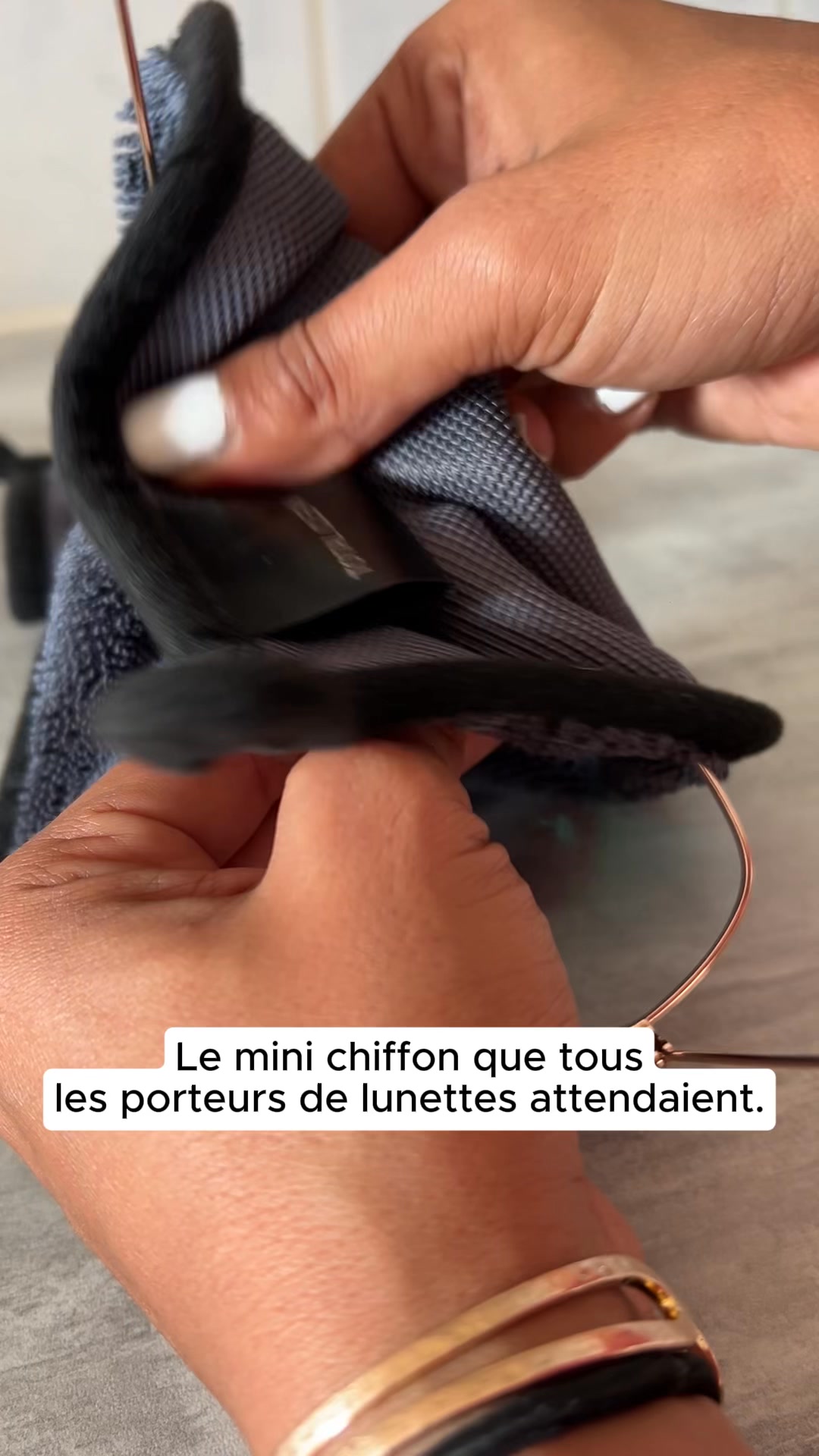 MIRO France Facebook ad: Pour 4 chiffons achetés, 2 sont offerts!