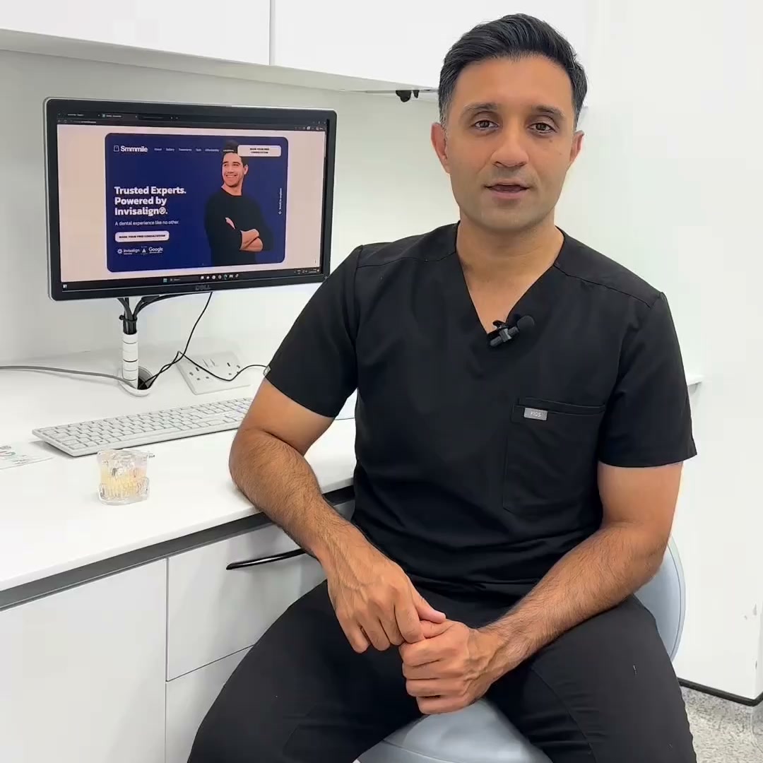 Smmmile Dental Facebook ad: Book Your FREE Consultation