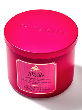 Bath & Body Works Australia Facebook ad: Fill your space with candles that create warmth…