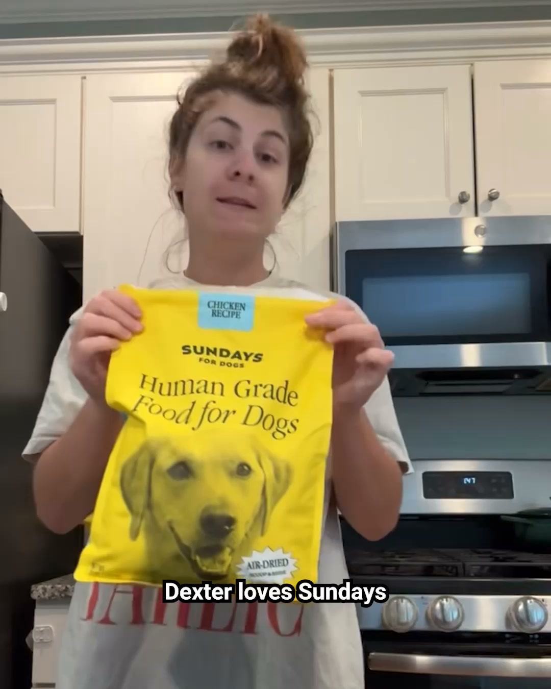 Sundays Facebook ad: Sundays is no mess, no prep dog food…