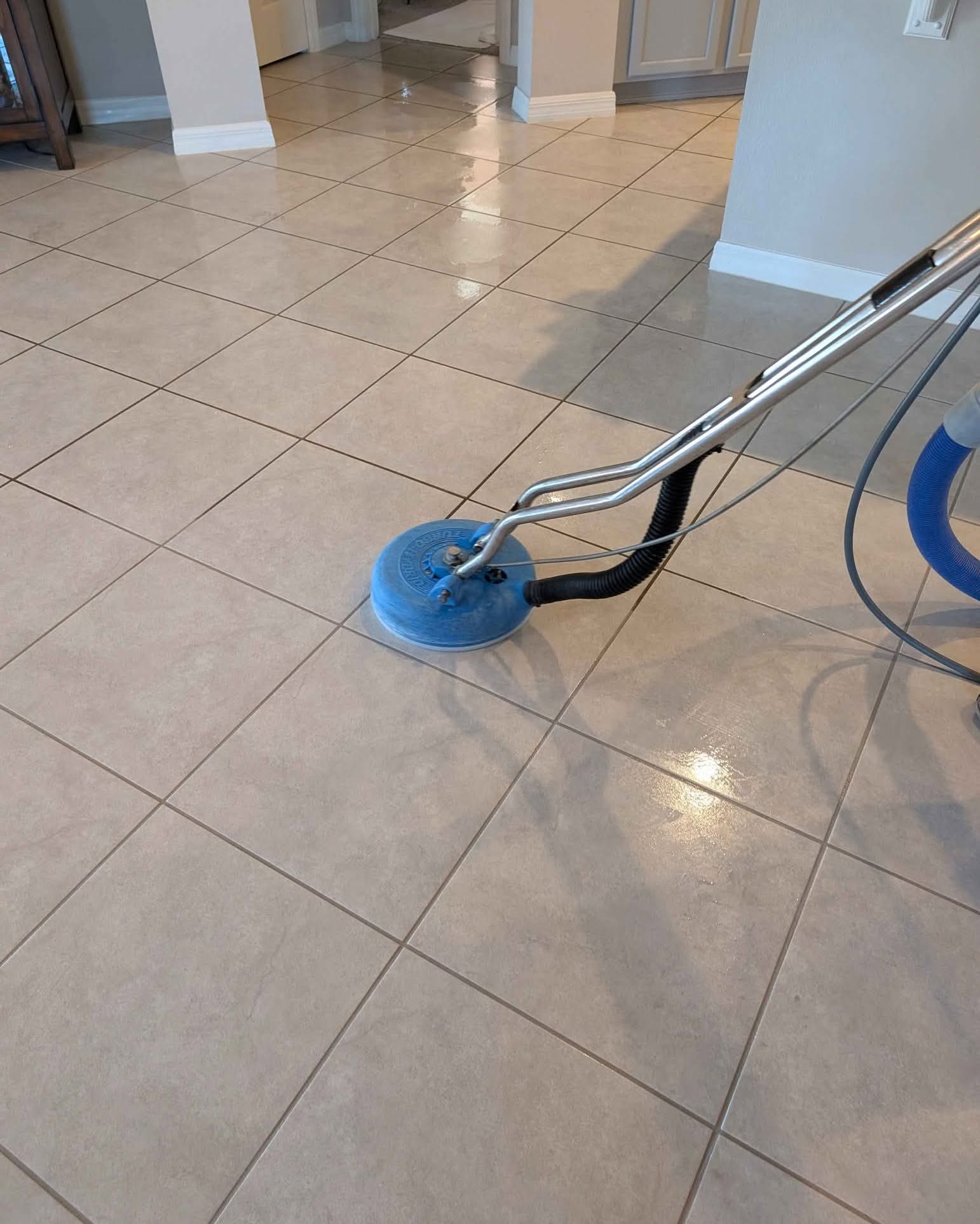 Danny Hernandez Facebook ad: TILE AND GROUT / GROUT SEALING