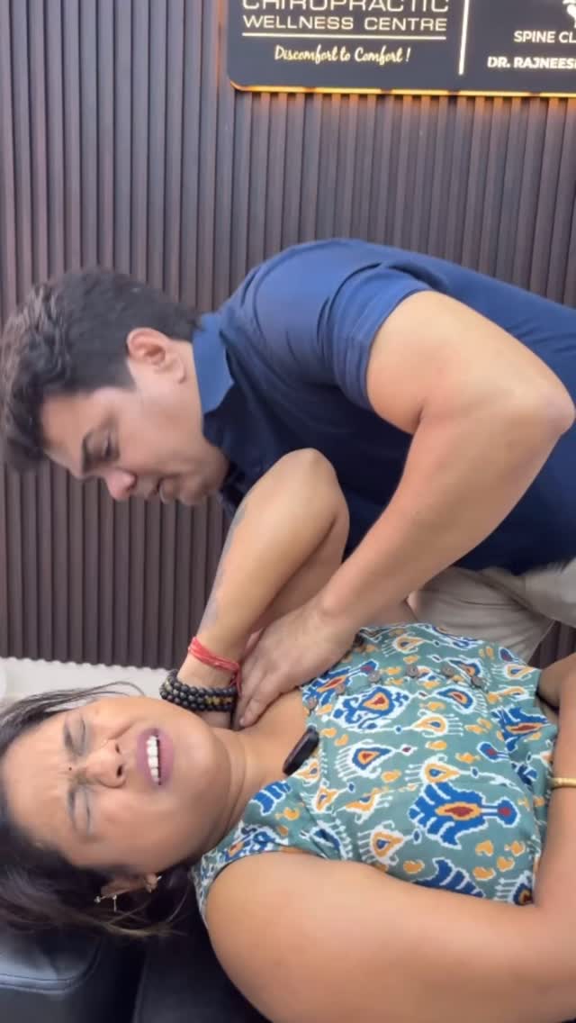 Body Reset Wellness Center Facebook ad: SHOULDER PAIN TREATMENT.