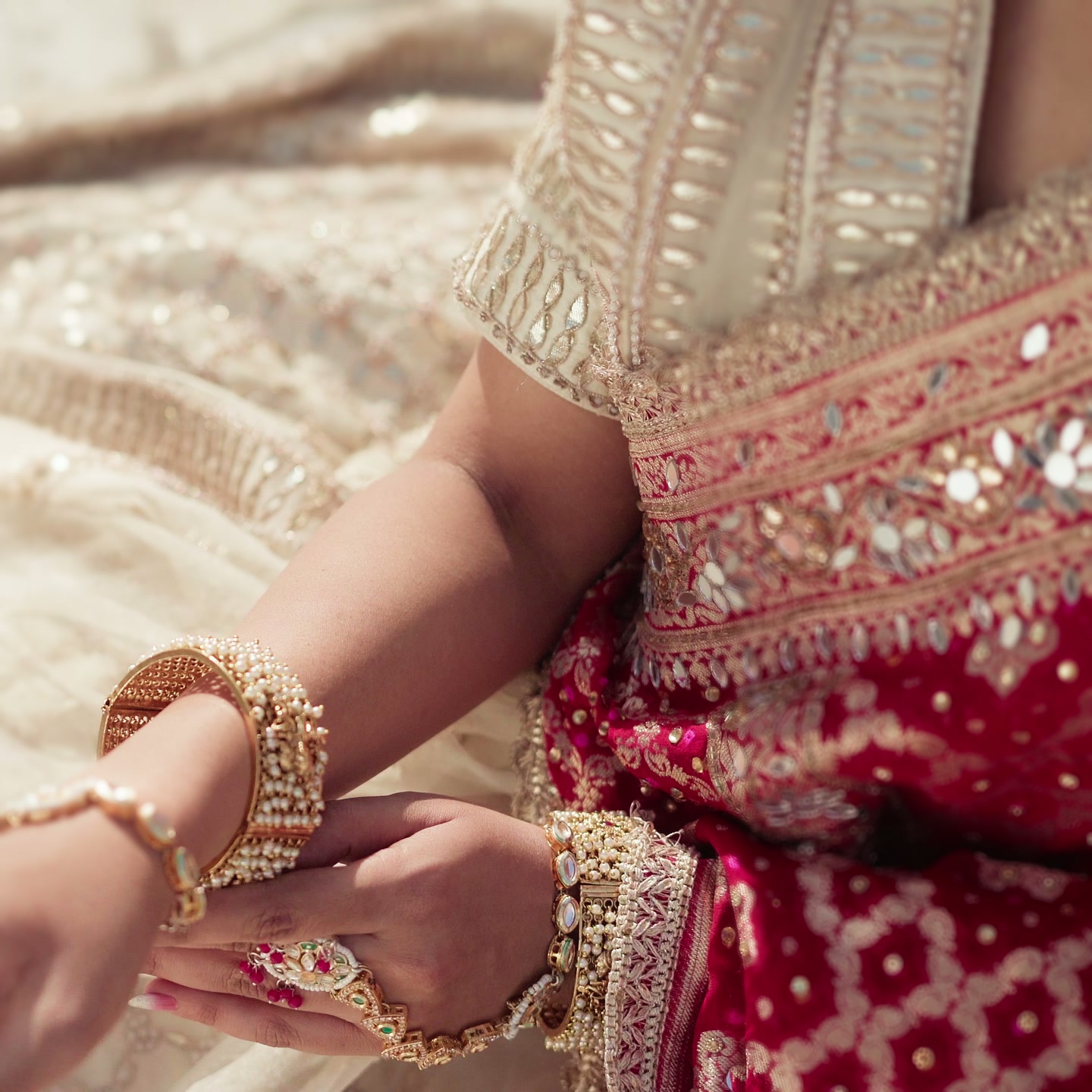 Piixonova Facebook ad: Award-Winning Luxury Wedding Films & Photography