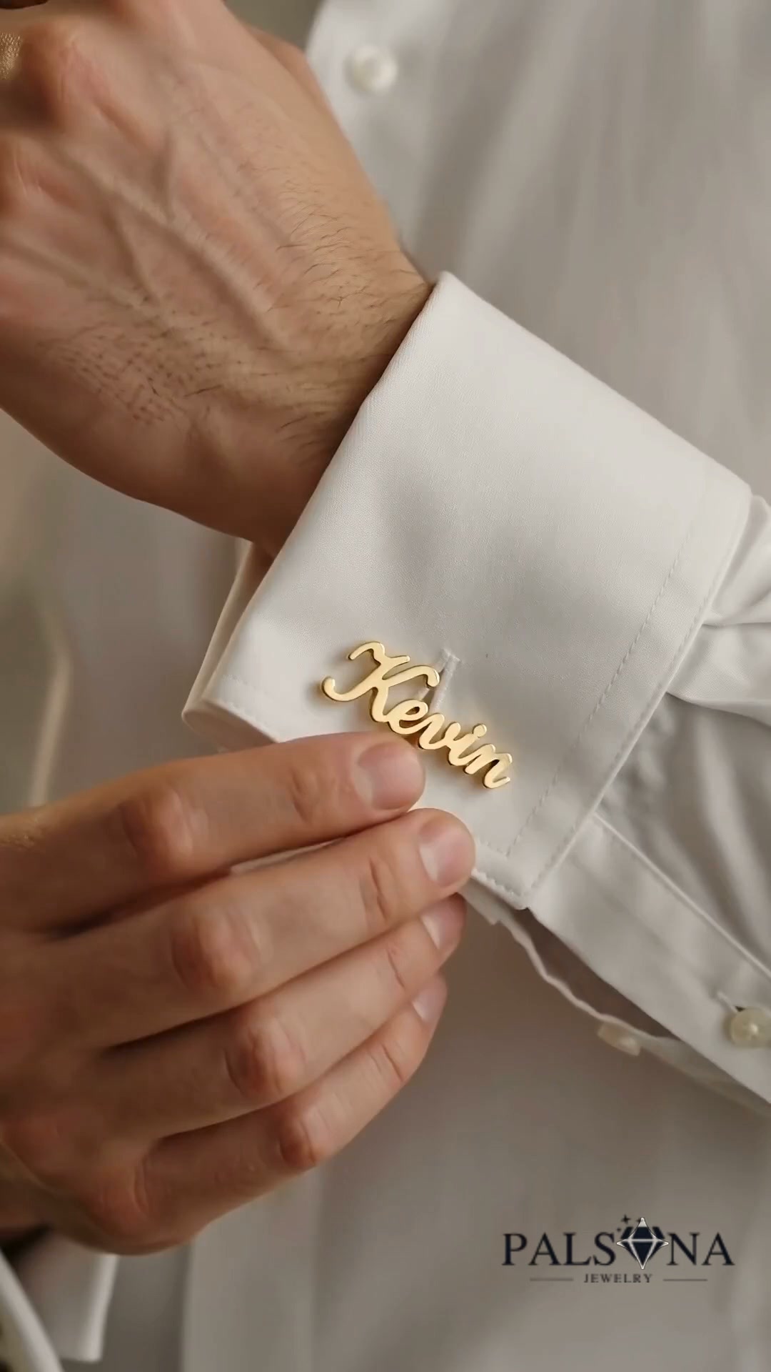 Palsona Facebook ad: Your Handwriting, Their Cufflinks