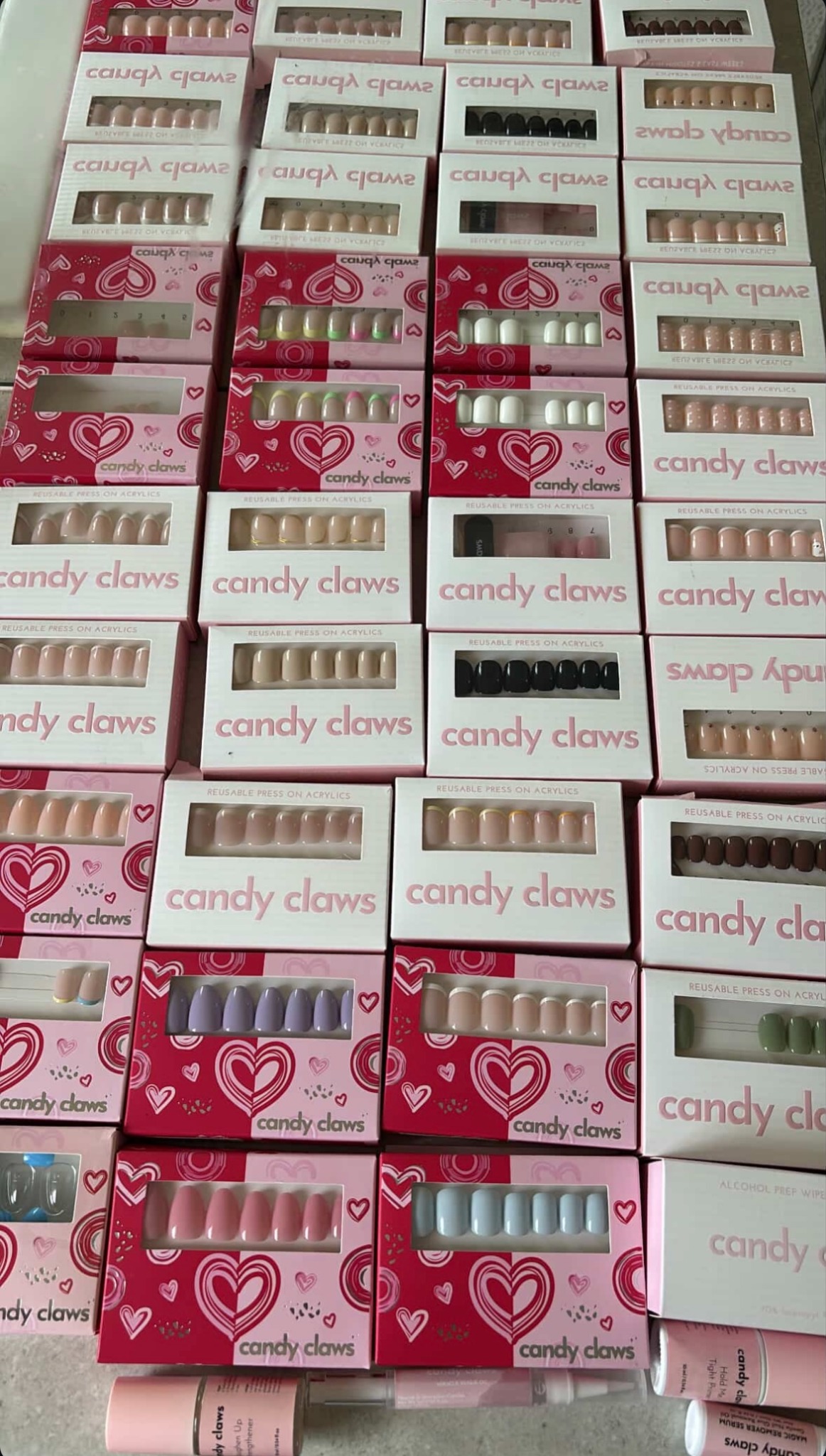 Candy Claws Facebook ad