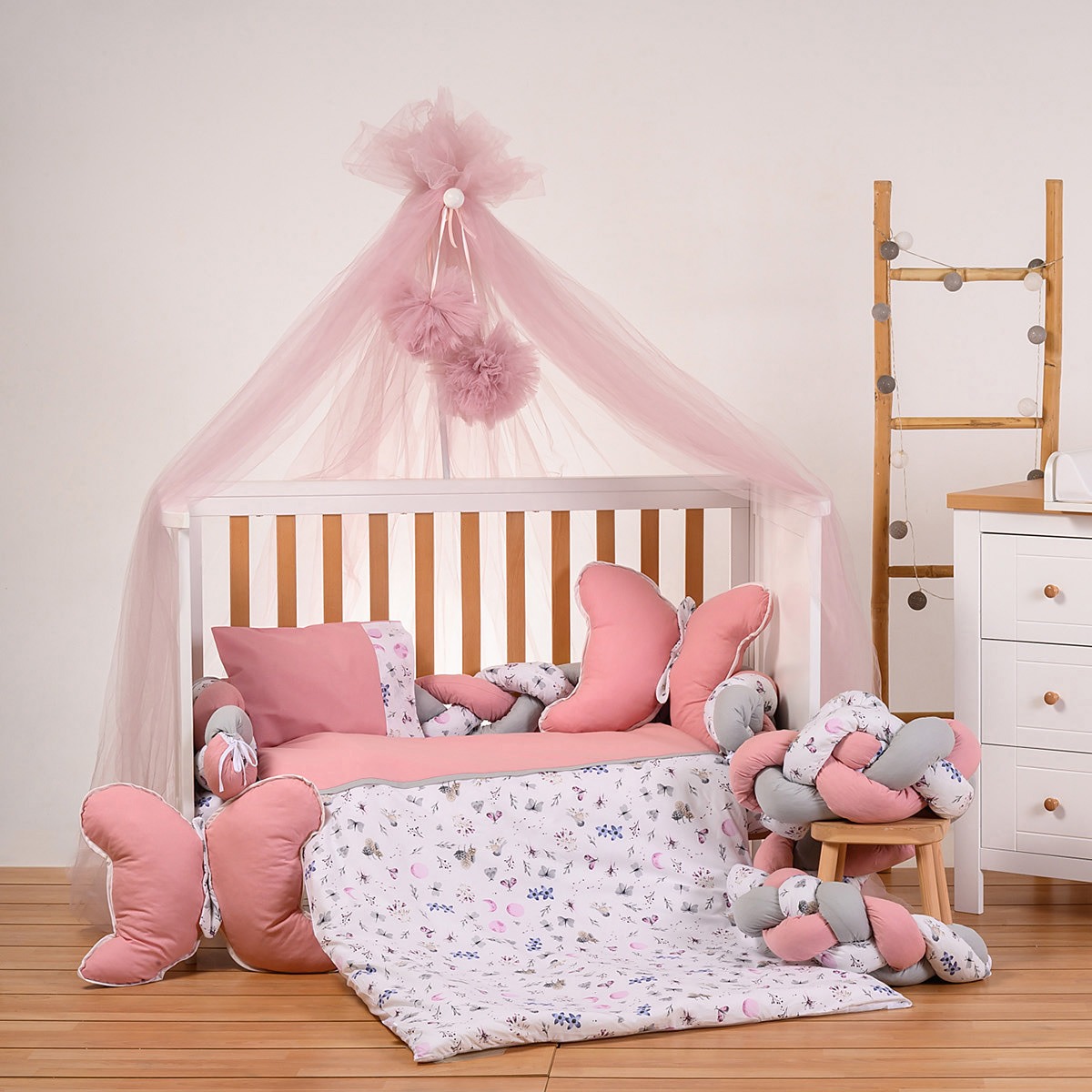 ABO - Alpha Baby Omega Facebook ad: Nέα βρεφική συλλογή προίκας ABO