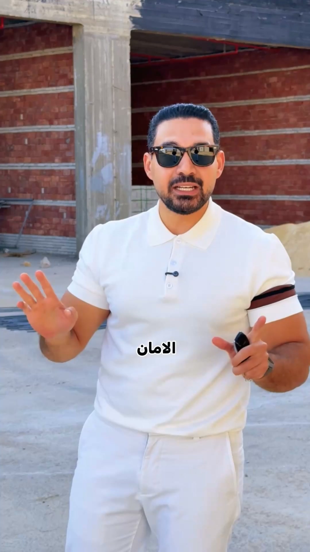 Mahmoud Hassan Talks Facebook ad: سجل بياناتك الآن وامتلك مكتب بمقدم 180 ألف