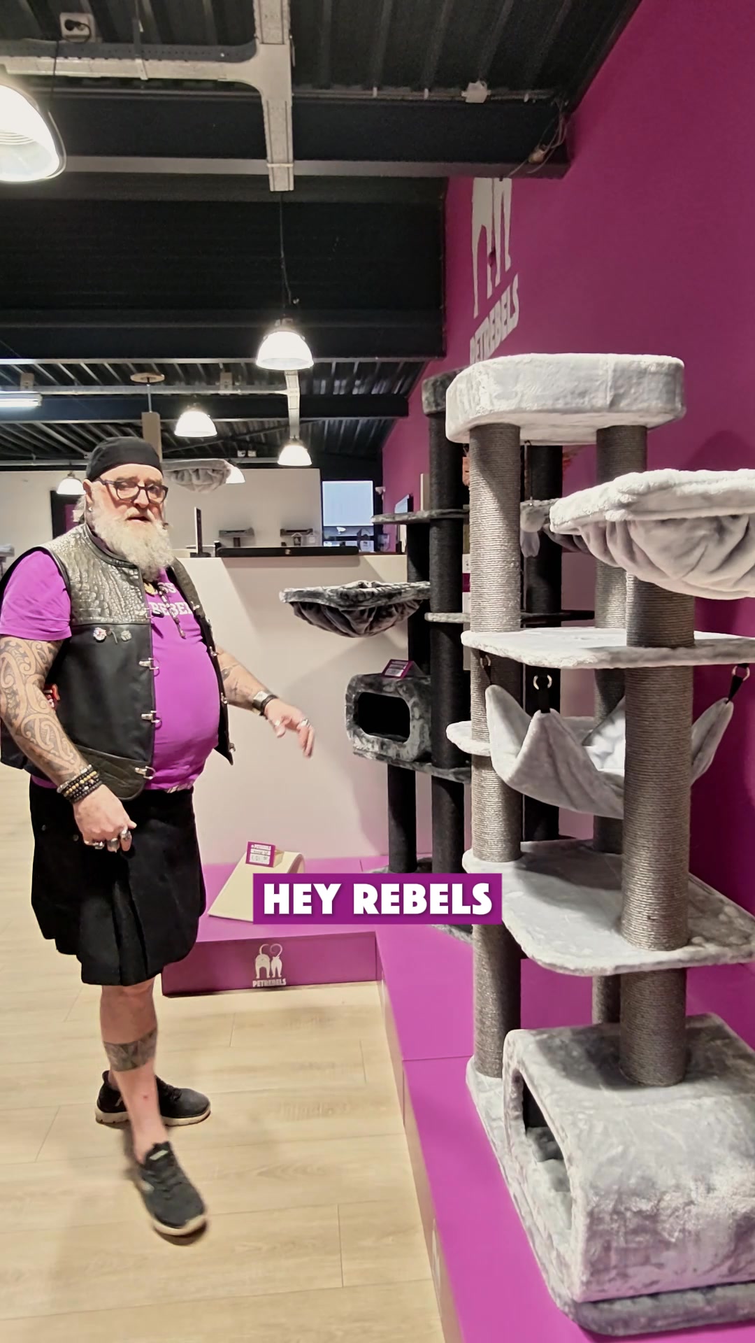petrebels.com Facebook ad: 178 cm power
