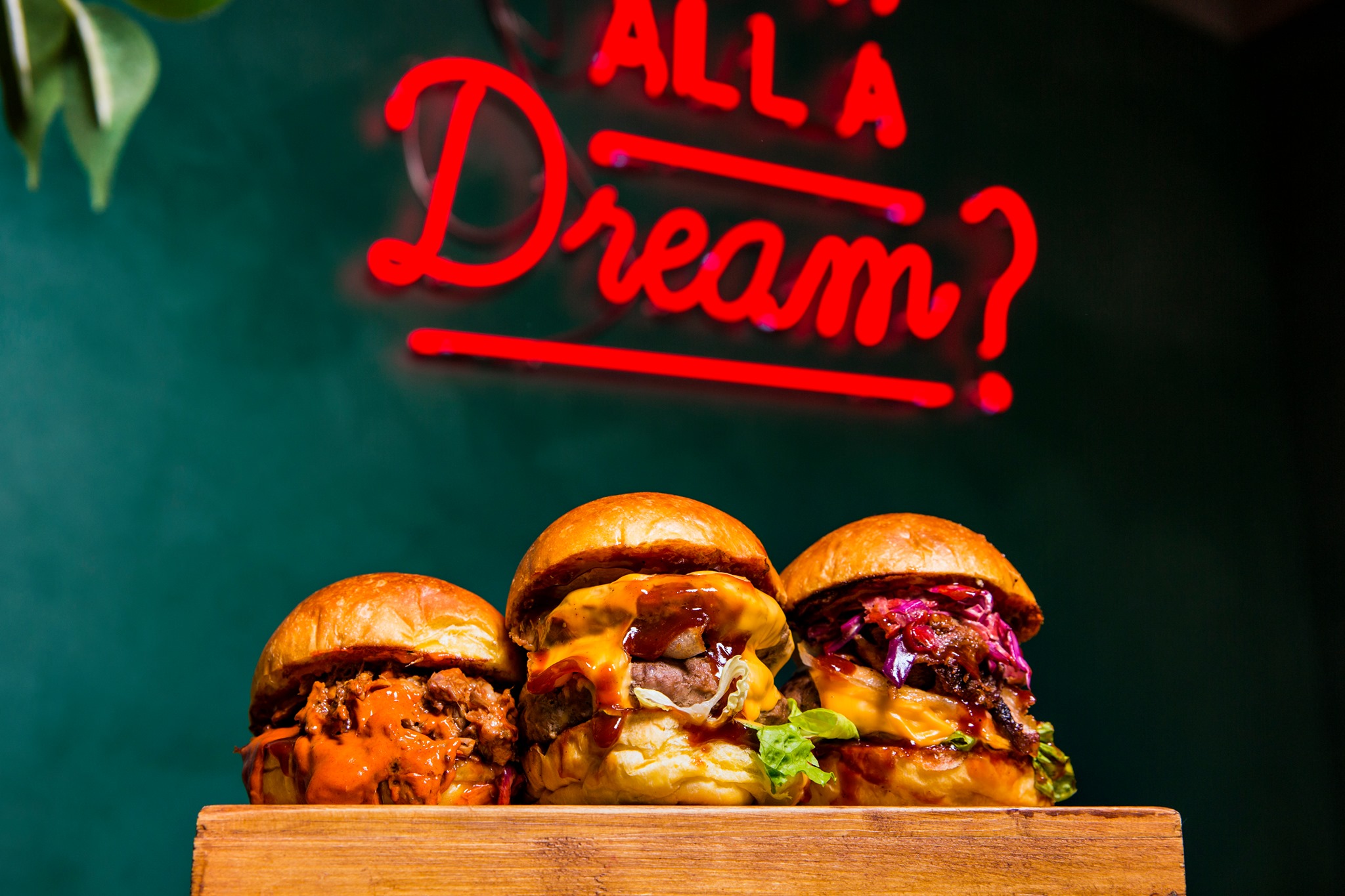 CULT - Burger Attitude Facebook ad: Cult Burger | Hamburger e carni gourmet nel cuore di Roma