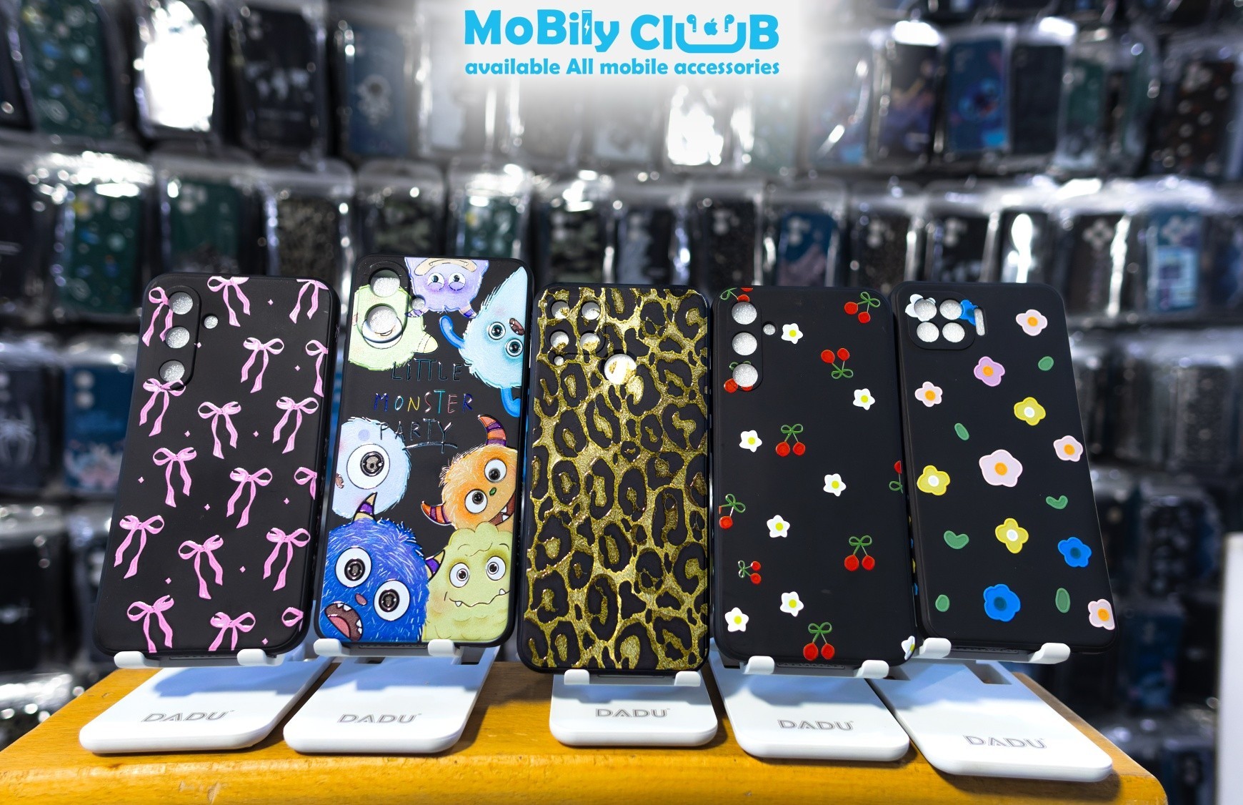 Mobily Club.eg Facebook ad: اكبر تنوع من الجراب السيليكون الأشكال الأعلي عمر…