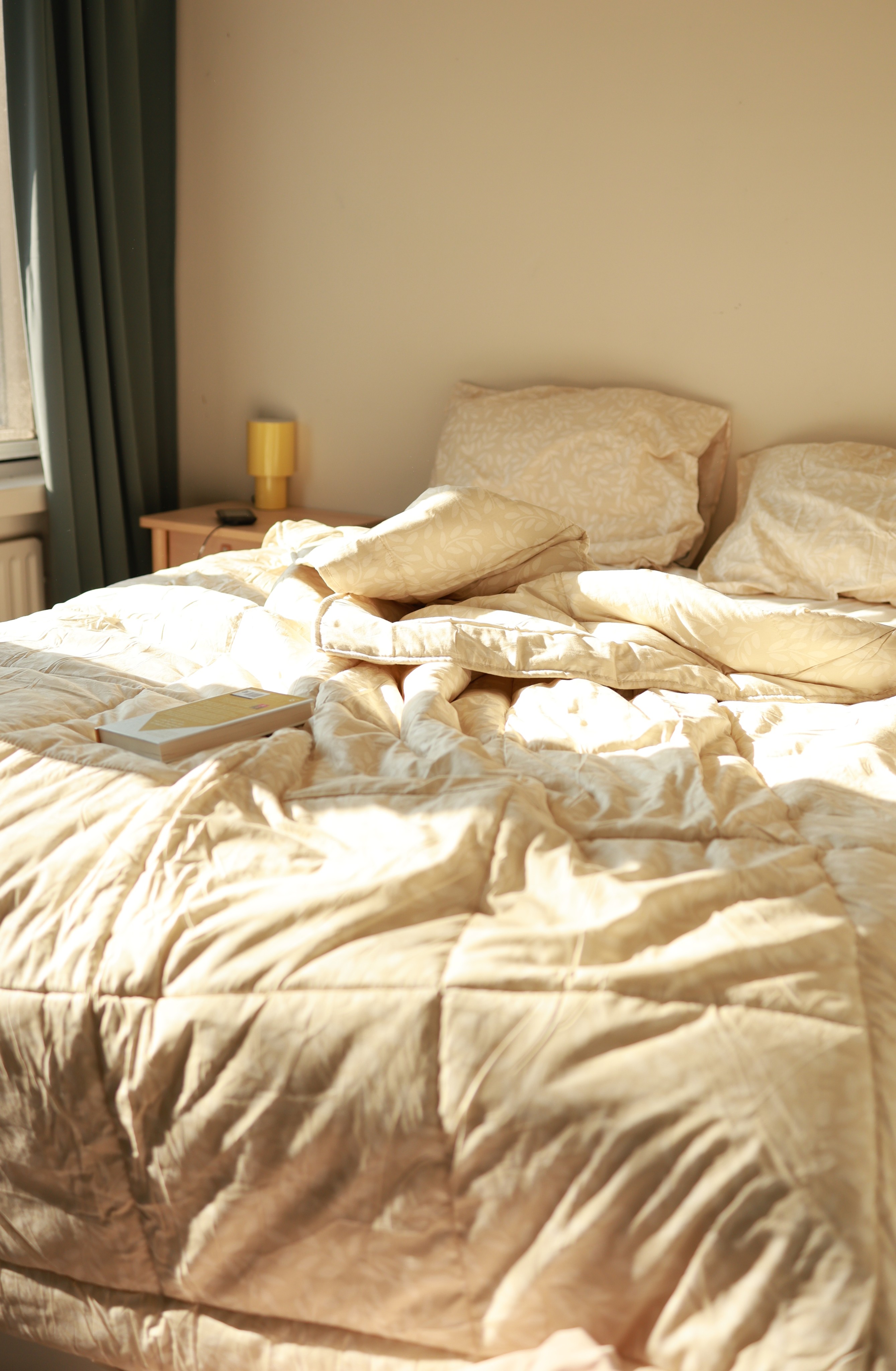 HappyBed Facebook ad