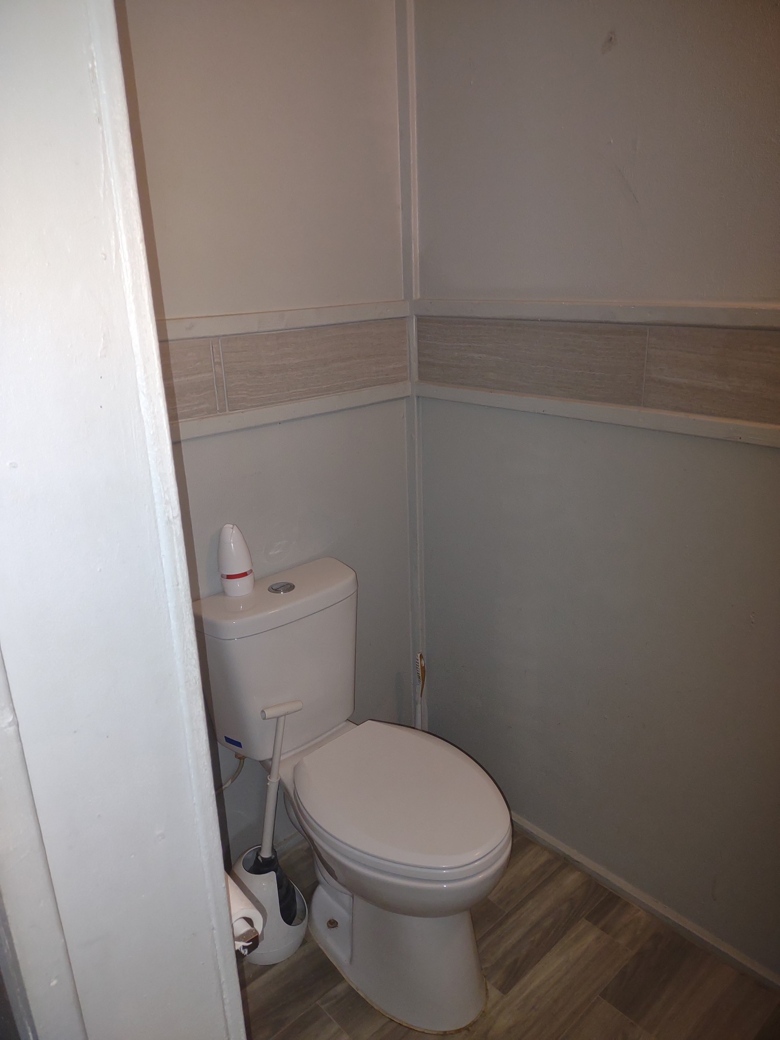 Troy Street Apartments Facebook ad: Apartment 22 just became available for rent.