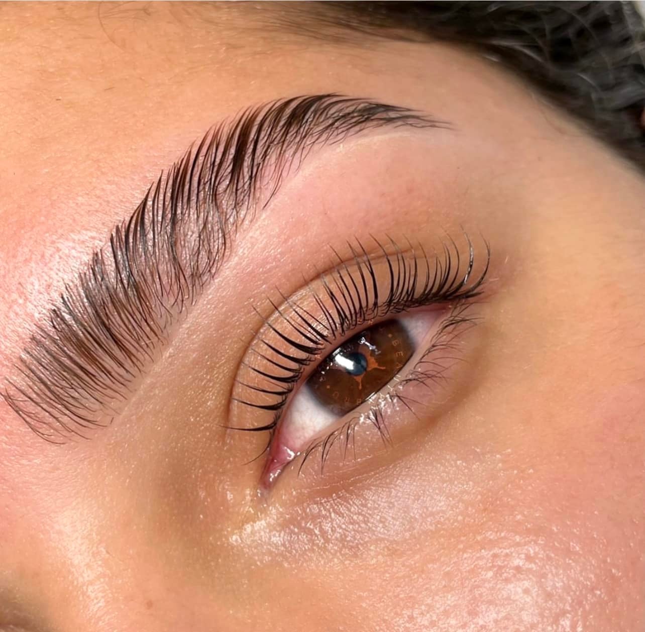 Nailashes Center Facebook ad