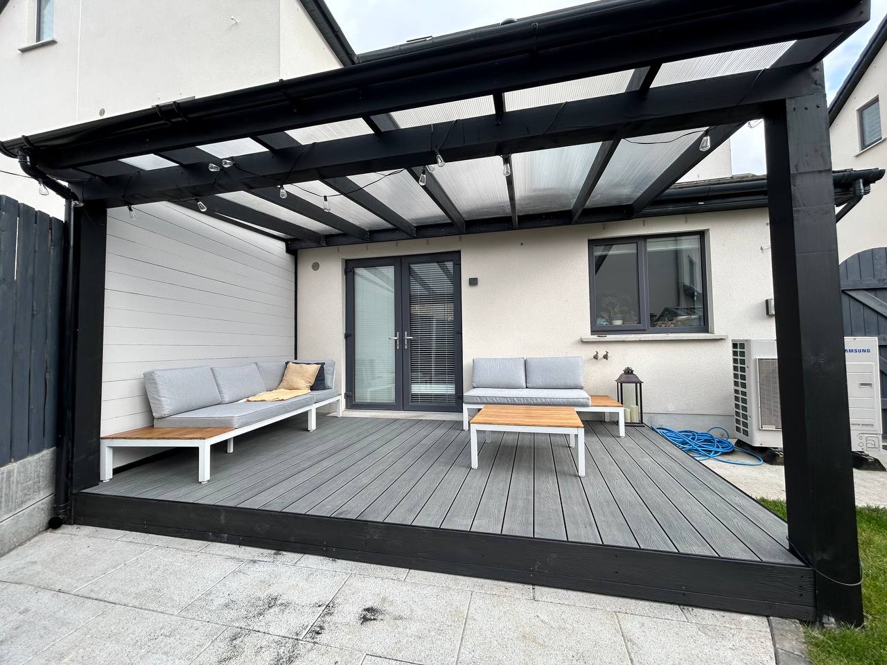 Crazy Pergola Facebook ad