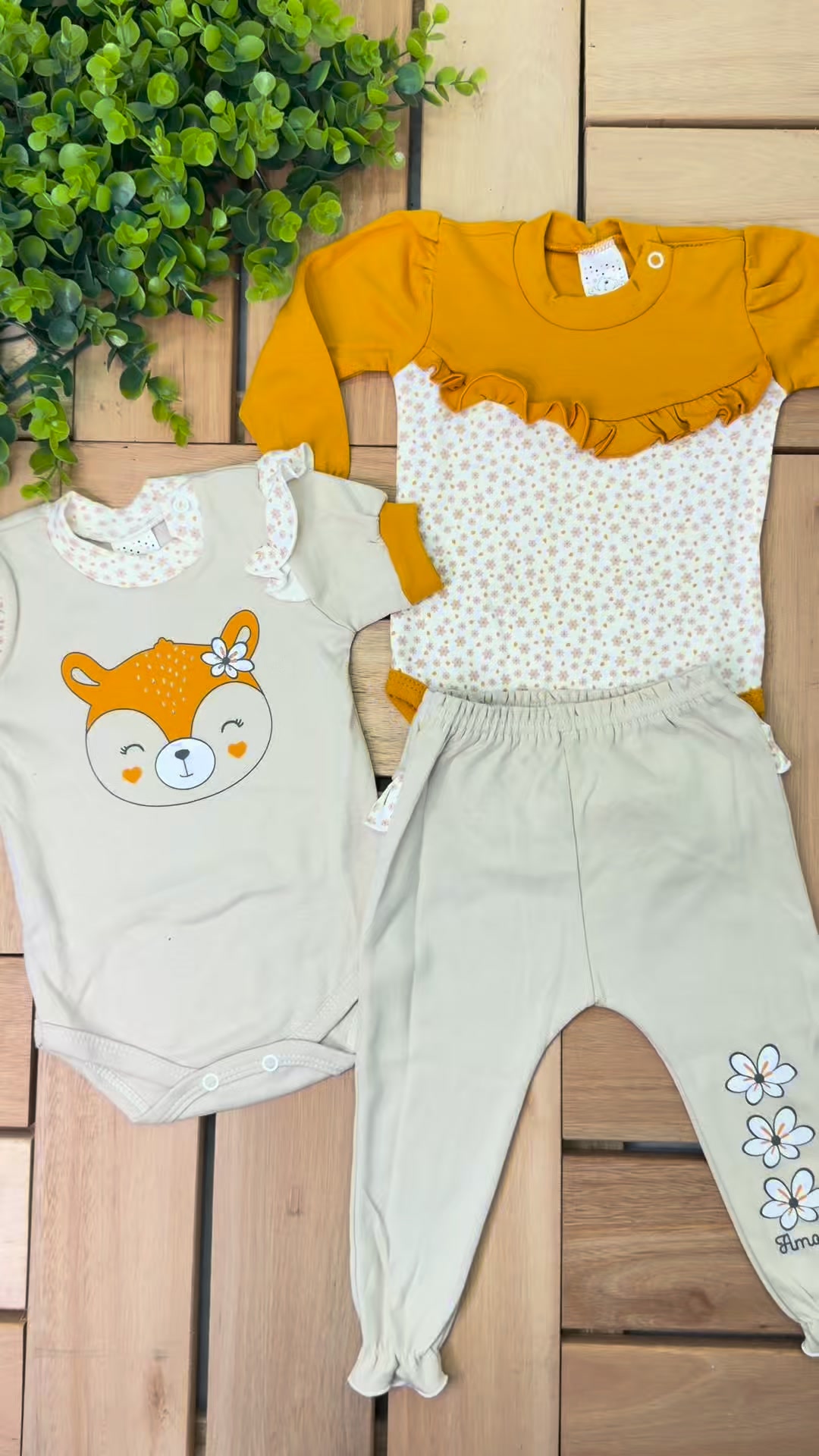 Miny Baby Facebook ad: Tudo o que um look precisa