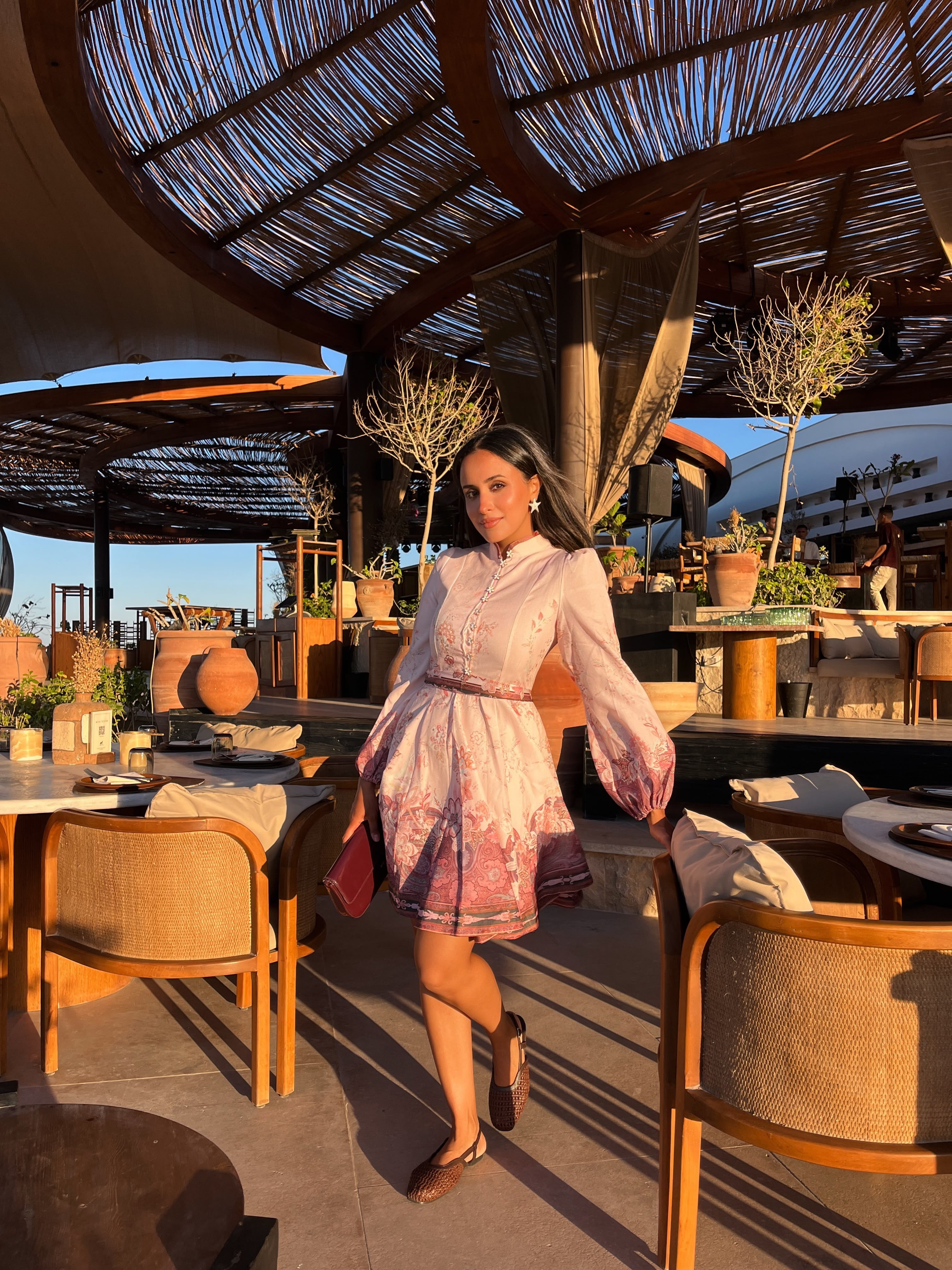 SheLush Facebook ad: Sun-kissed and belted.