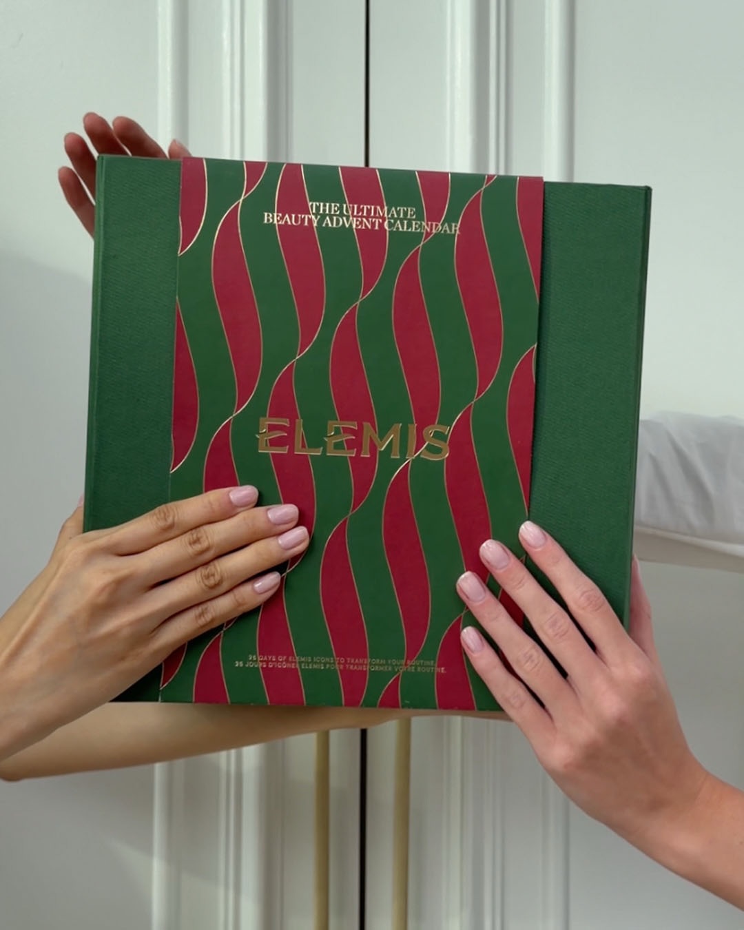 Elemis Facebook ad: Scenes from our Advent Calendar unboxing