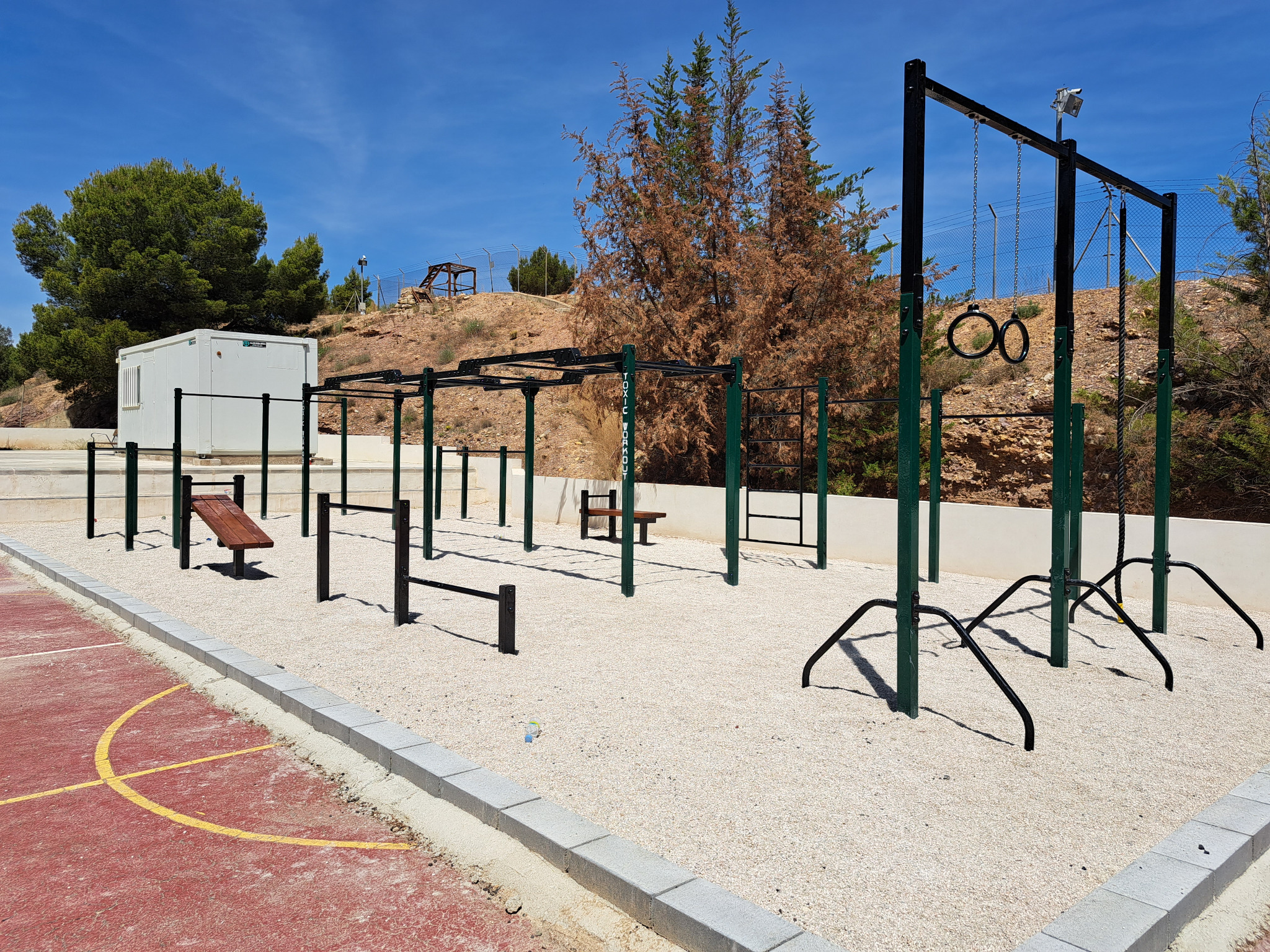 Toxic Workout - street workout company Facebook ad