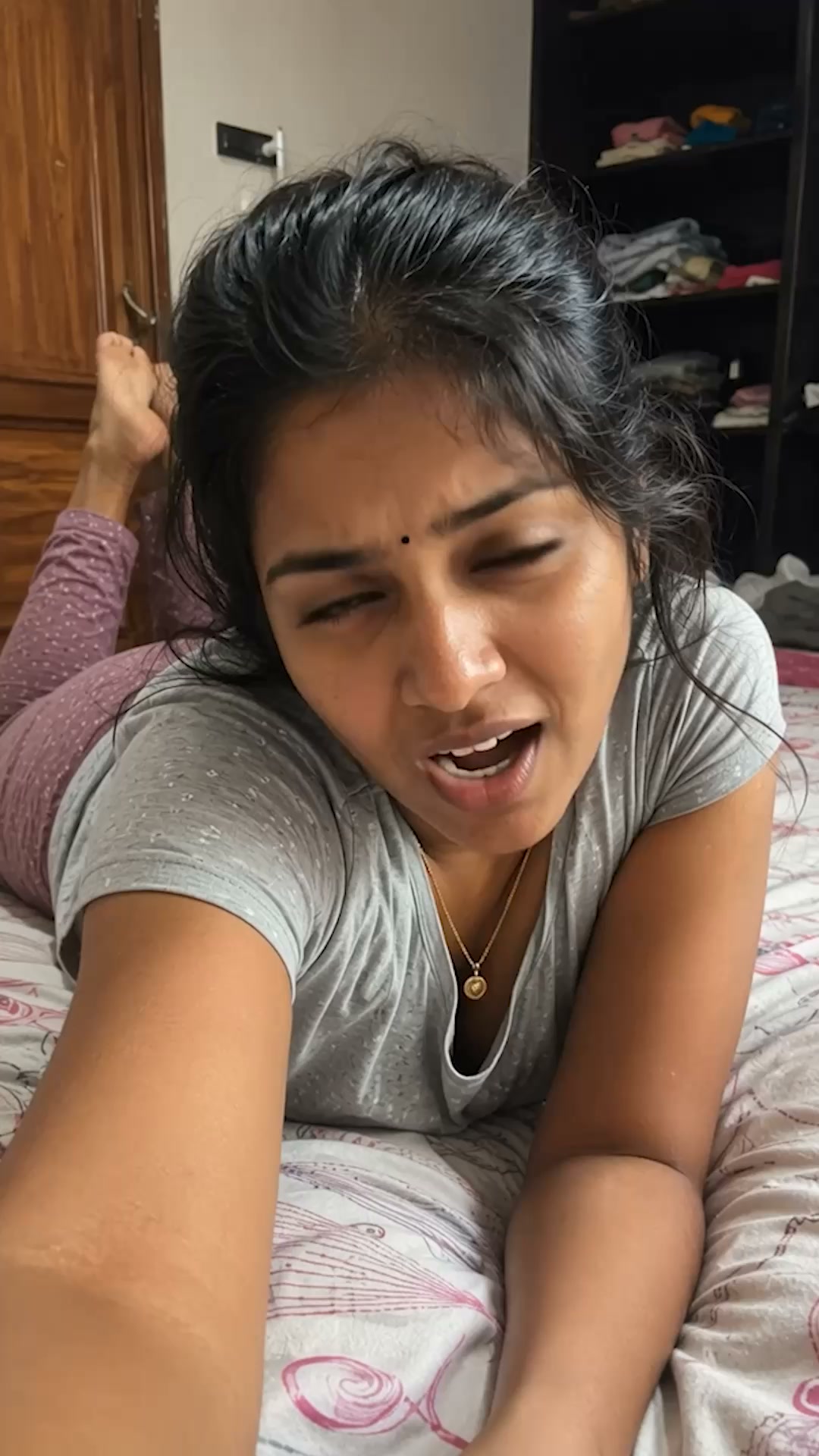 ConnectO தமிழ் Facebook ad: கூல் நபர்களை சந்தியுங்கள்