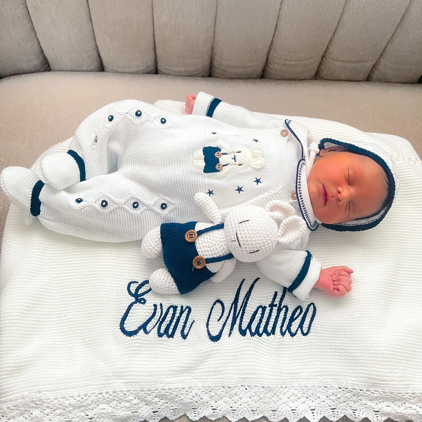 Miralia Moda Infantil Facebook ad: Bendecida semana para todos comunidad le damos la…