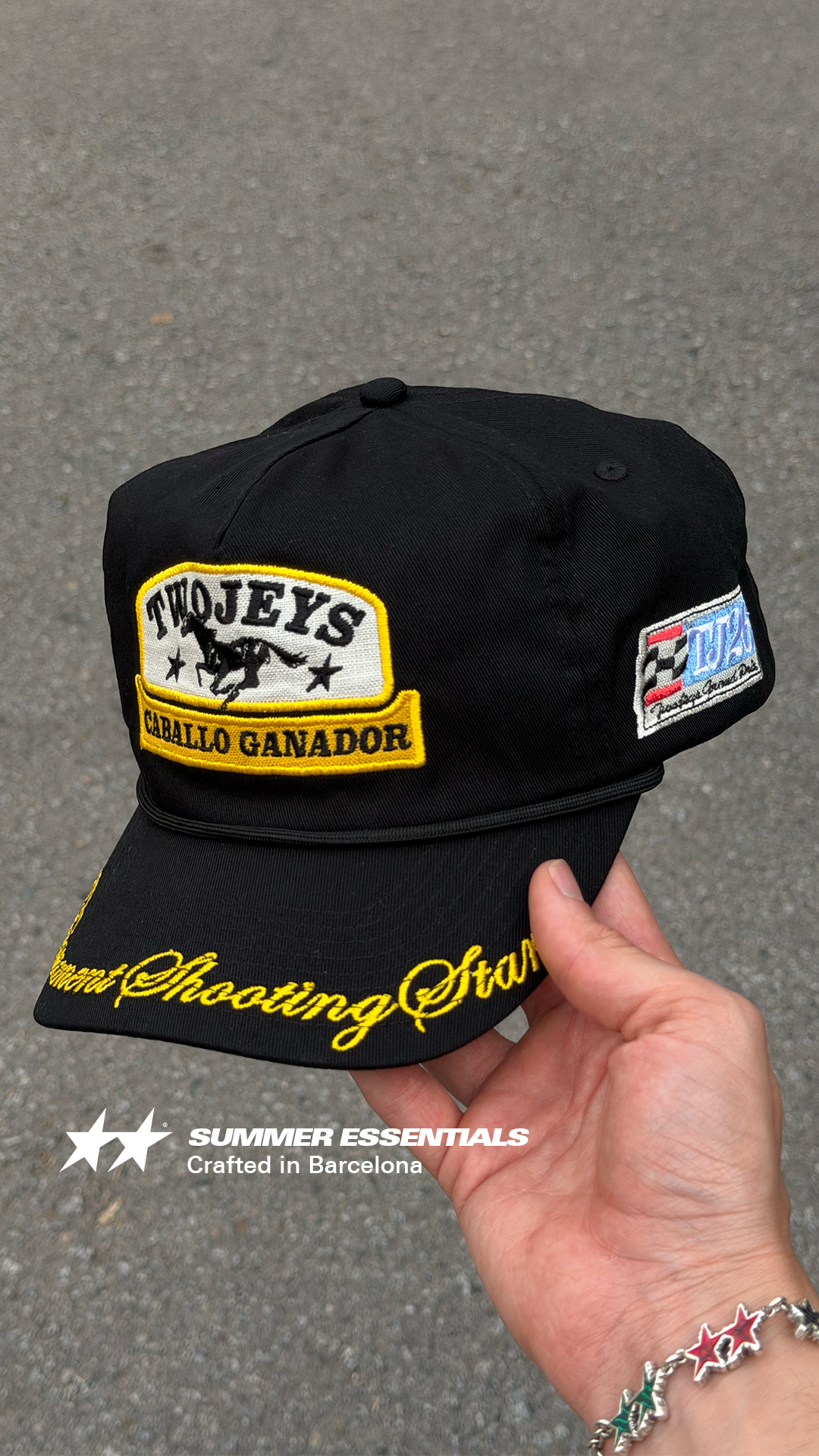 twojeys Facebook ad