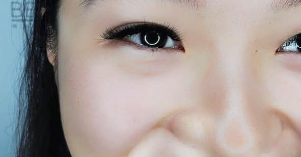 My Lash Obsession - Artistry.Education.Products Facebook ad: Professional Eyelash Extension Products.