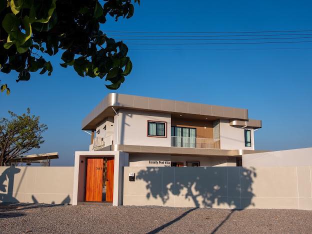 Farmily Pool Villa Maesai-บ้านพักพูลวิลล่าแม่สาย Facebook ad: ใครกำลังมองหาที่พัก แนวครอบครัว หรือ กลุ่มเพื่อน…