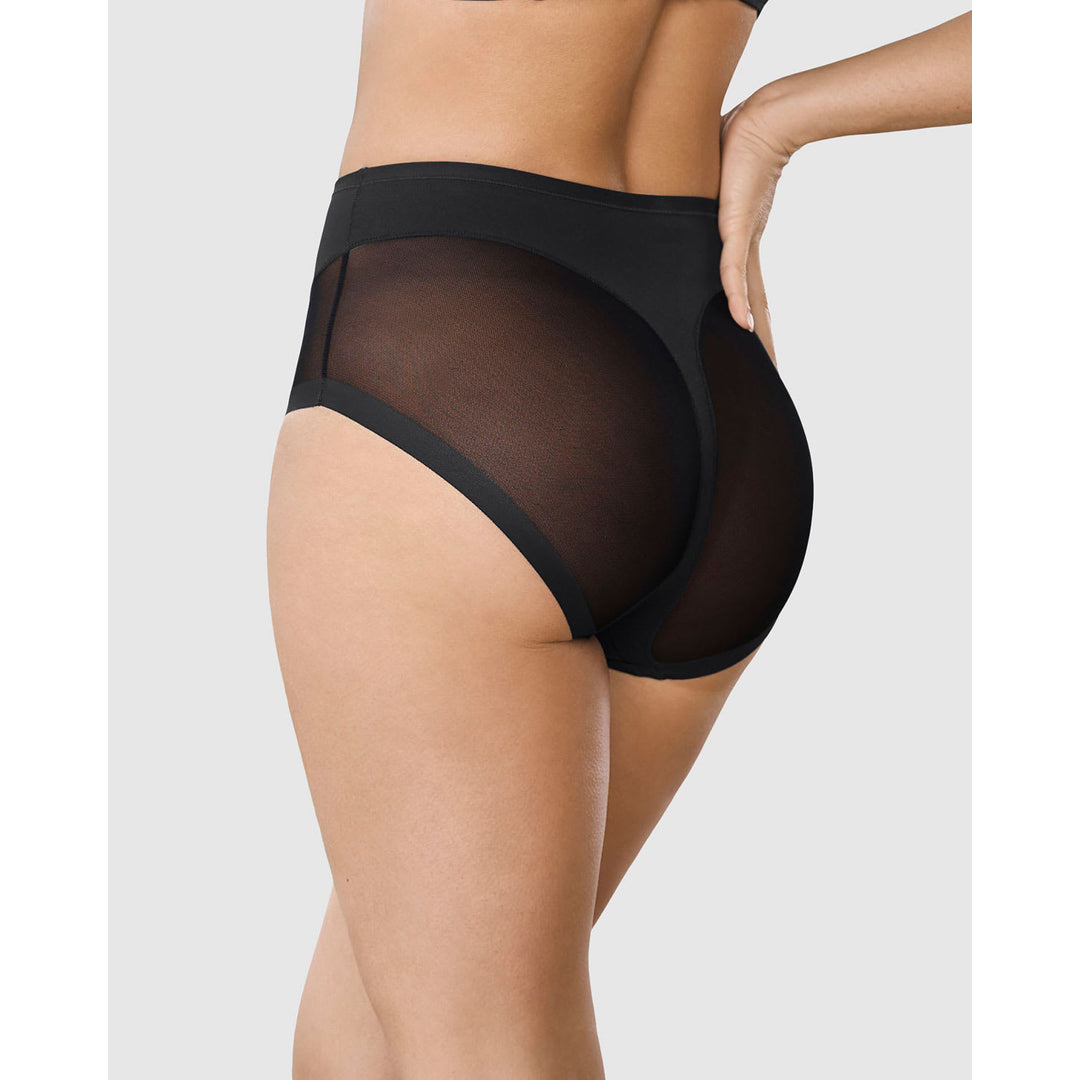 LE BODY www.lebody.lt Facebook ad