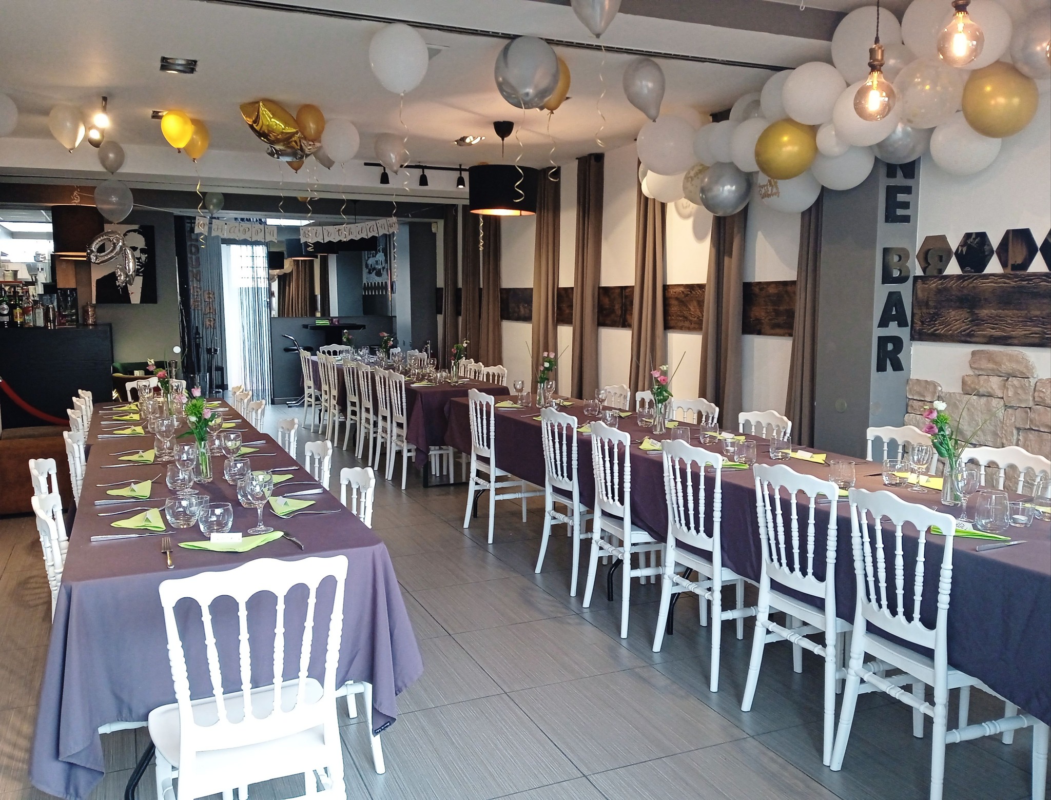 B Event Facebook ad: B Event-Salle et traiteur