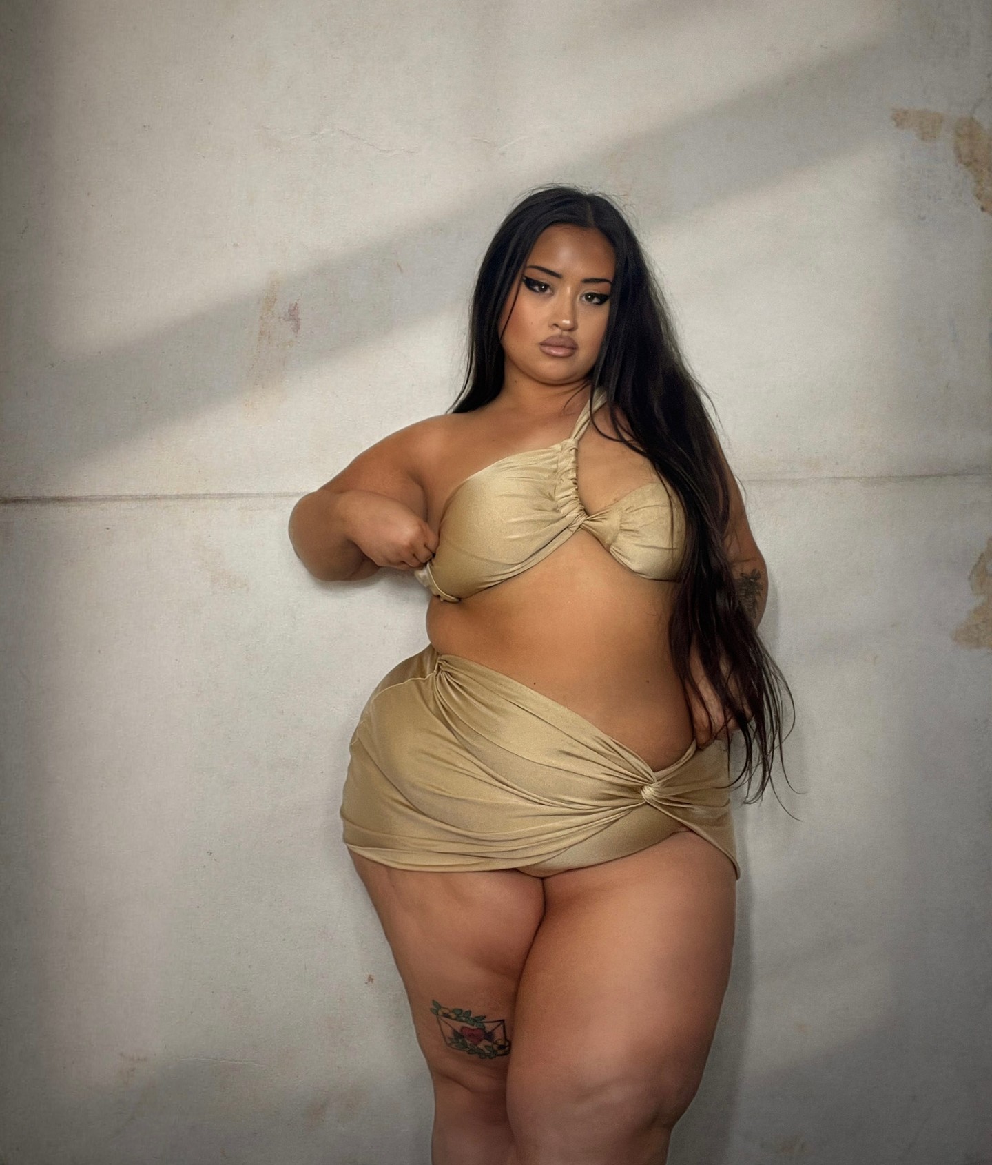 Fashion Nova Curve Facebook ad