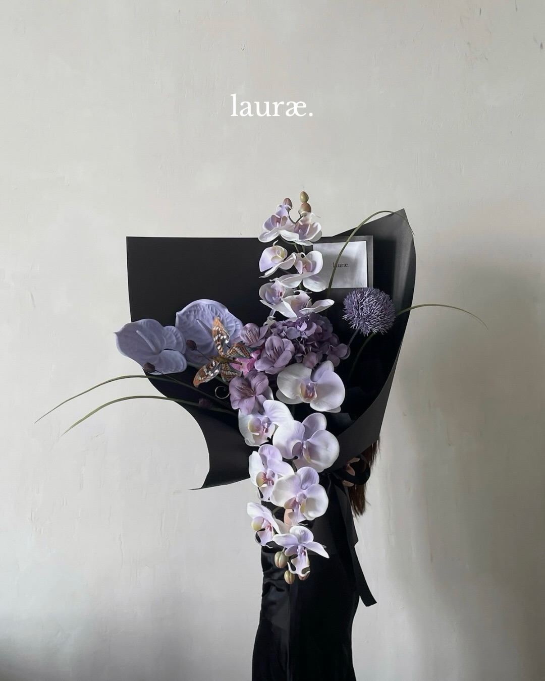 Lauræ Studio Facebook ad: :/lilauræ-fly/: 𝐰𝐢𝐧𝐠 𝐢𝐧 𝐦𝐨𝐭𝐢𝐨𝐧