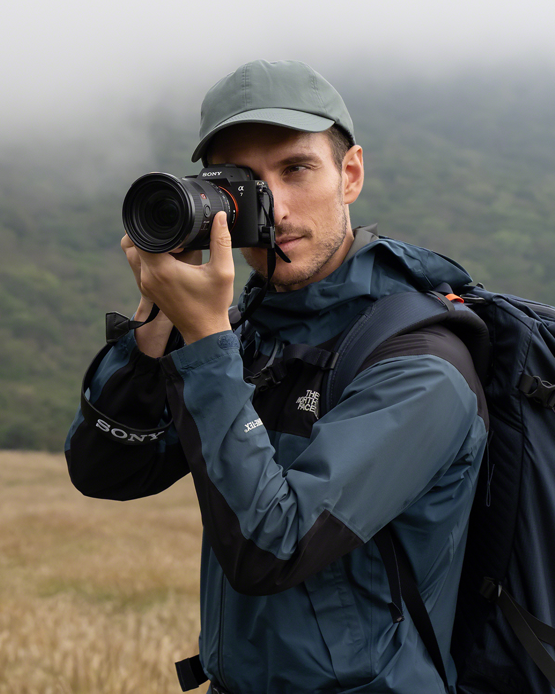 CEWE Japan Photo Facebook ad: Nyhet! Endelig er det lansert: Sony a7 V!