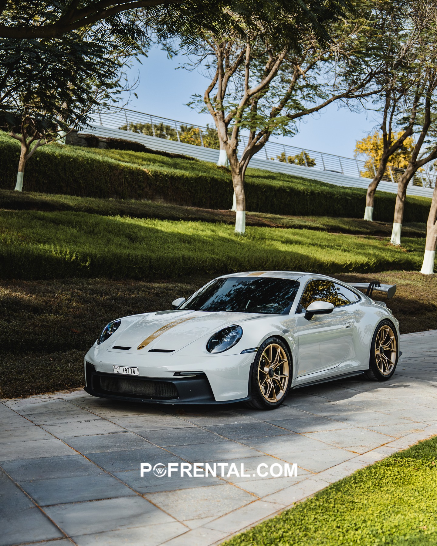 POF Rental - Luxury Car Rental Dubai Facebook ad: 𝗣𝗼𝗿𝘀𝗰𝗵𝗲 𝟵𝟭𝟭 𝟵𝟵𝟮 𝗚𝗧𝟯