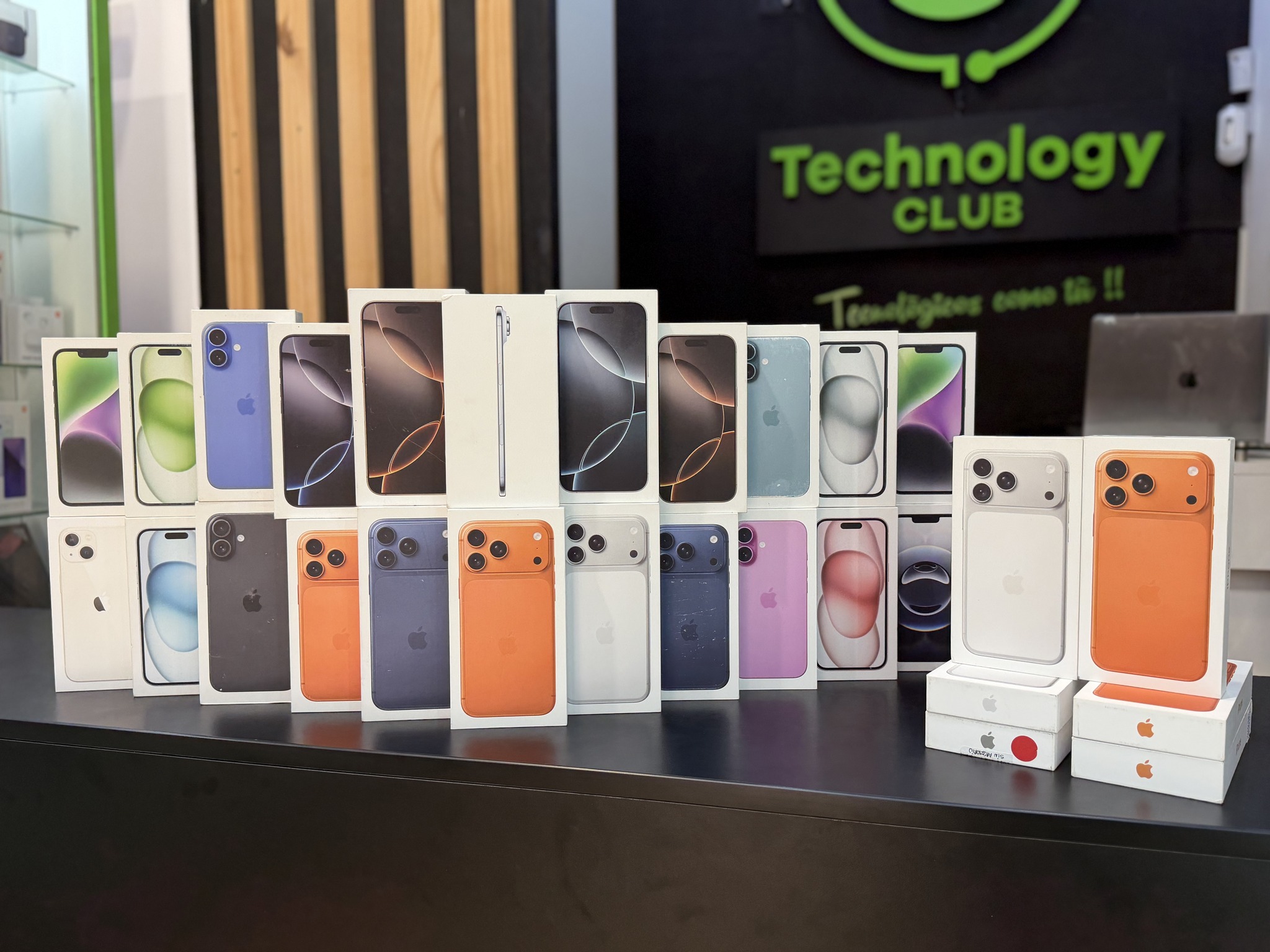 Trujillo Tecnología Facebook ad: Celulares Iphone Trujillo | Iphone 17 pro max - Iphone 17…