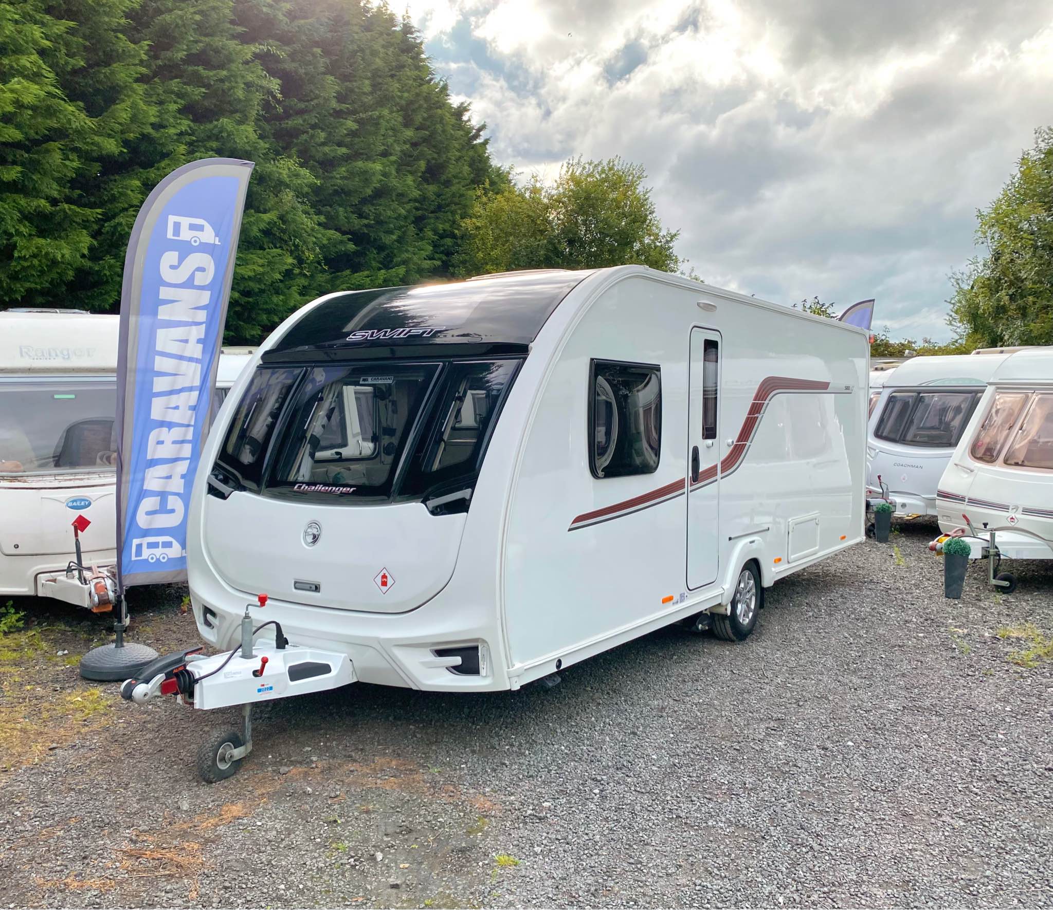 Dan Harrison Facebook ad: 2016 ISLAND BED SWIFT CHALLENGER 4 BERTH CARAVAN - MOTOR…